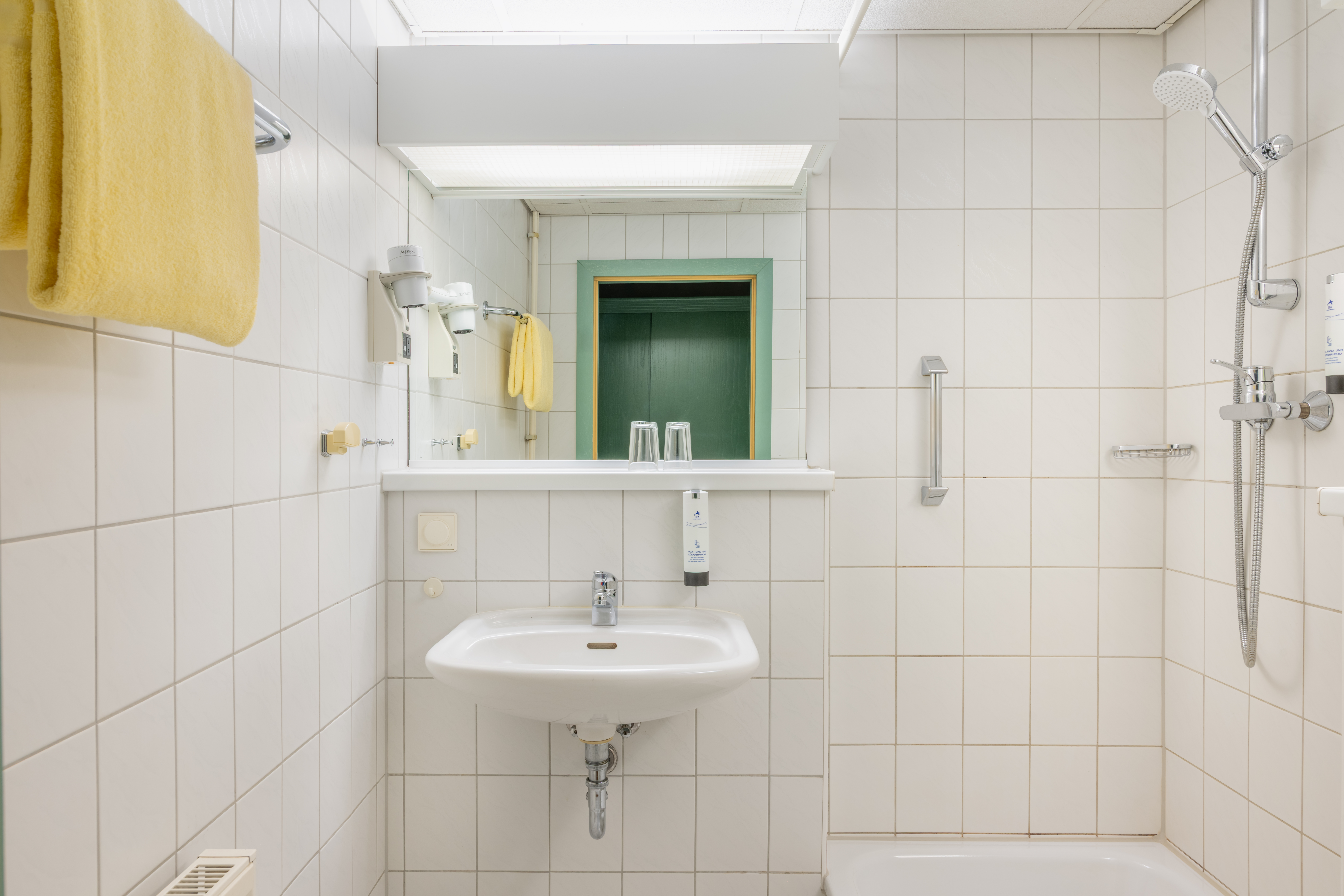 bathroom apartment 1.5 bedroom ifa schoneck hotel