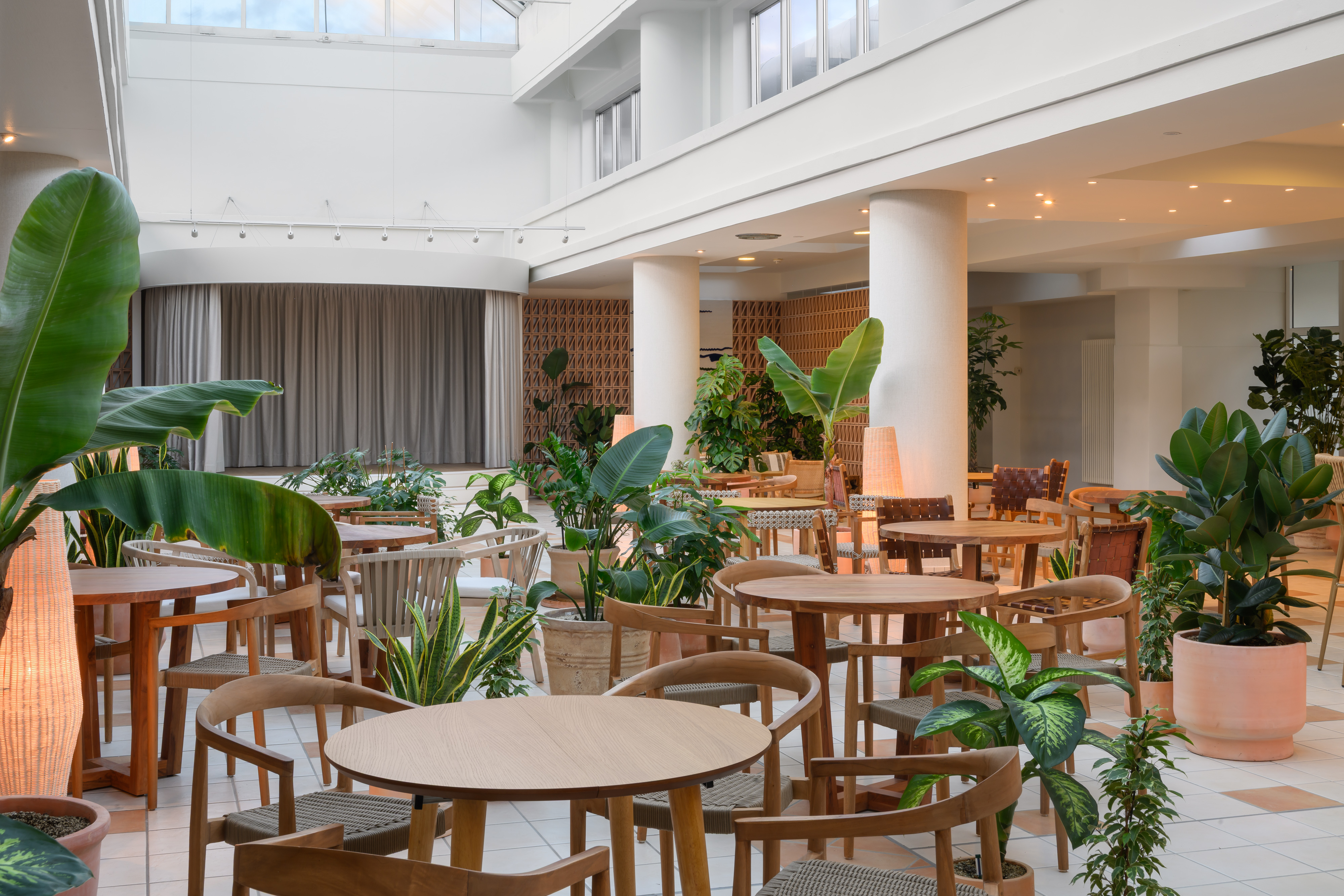 plaza bar ifa rügen hotel & ferienpark