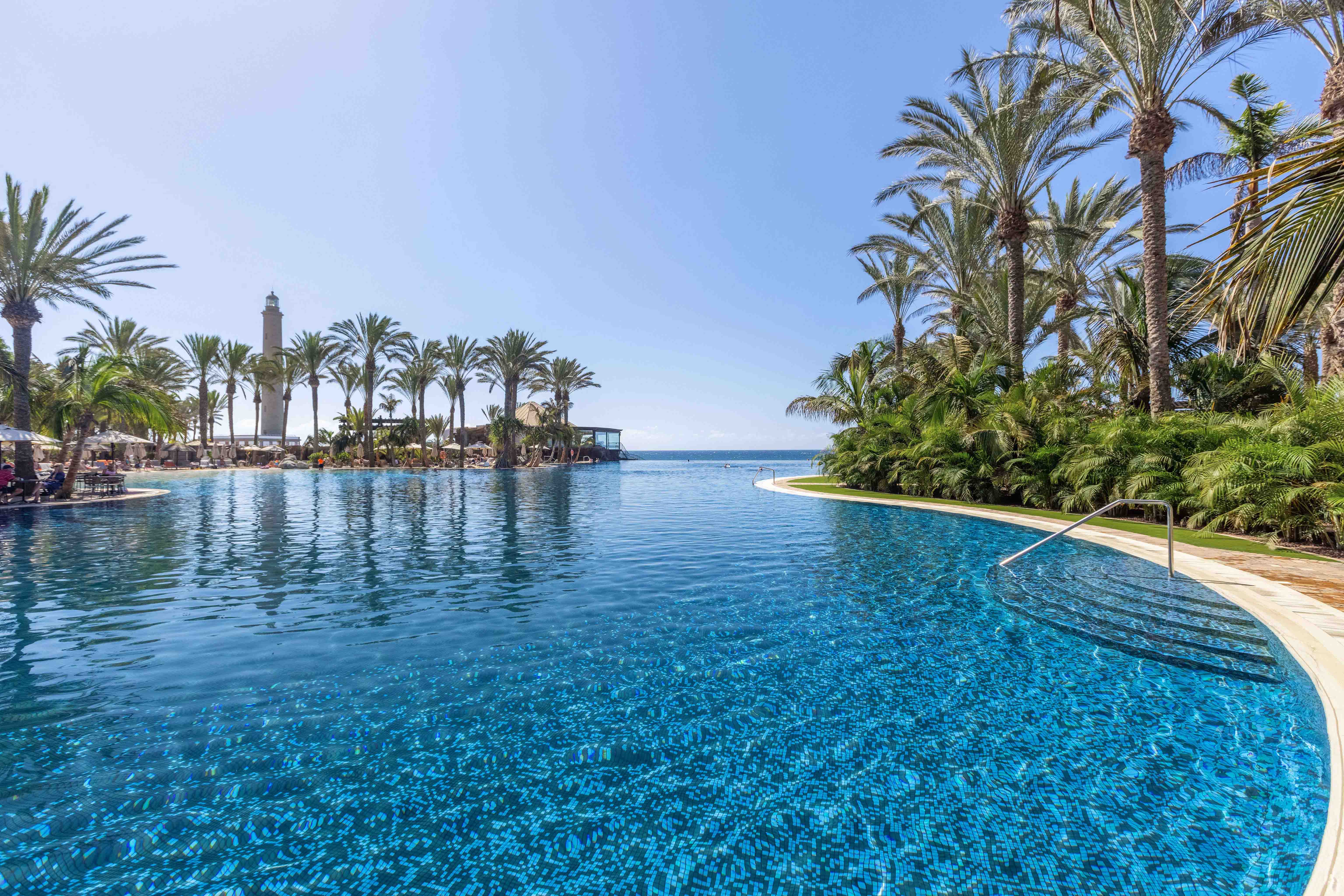 lopesan costa meloneras resort & spa el lago pool
