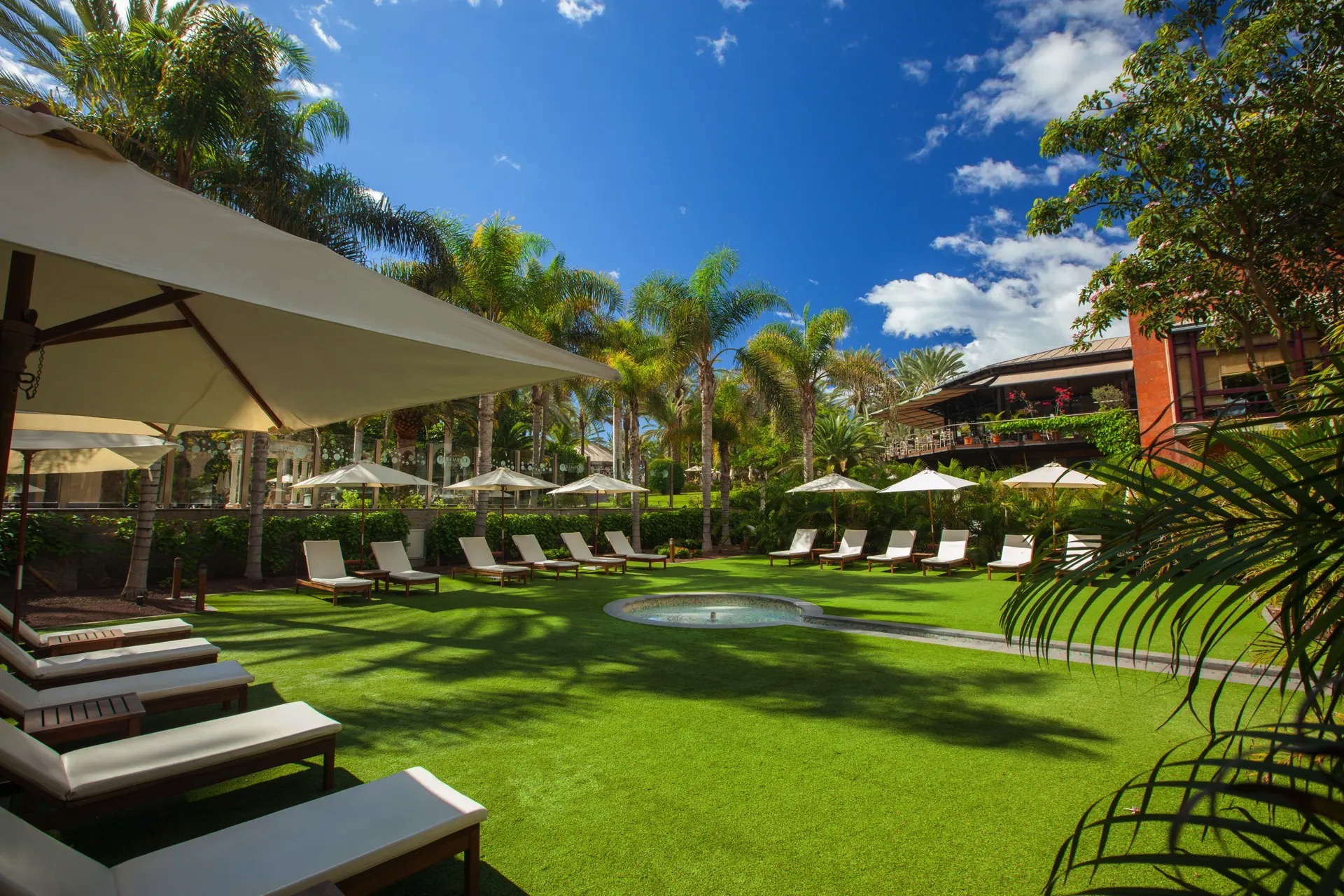 hotel lopesan costa meloneras fotos gemeinschaftspoolbereich