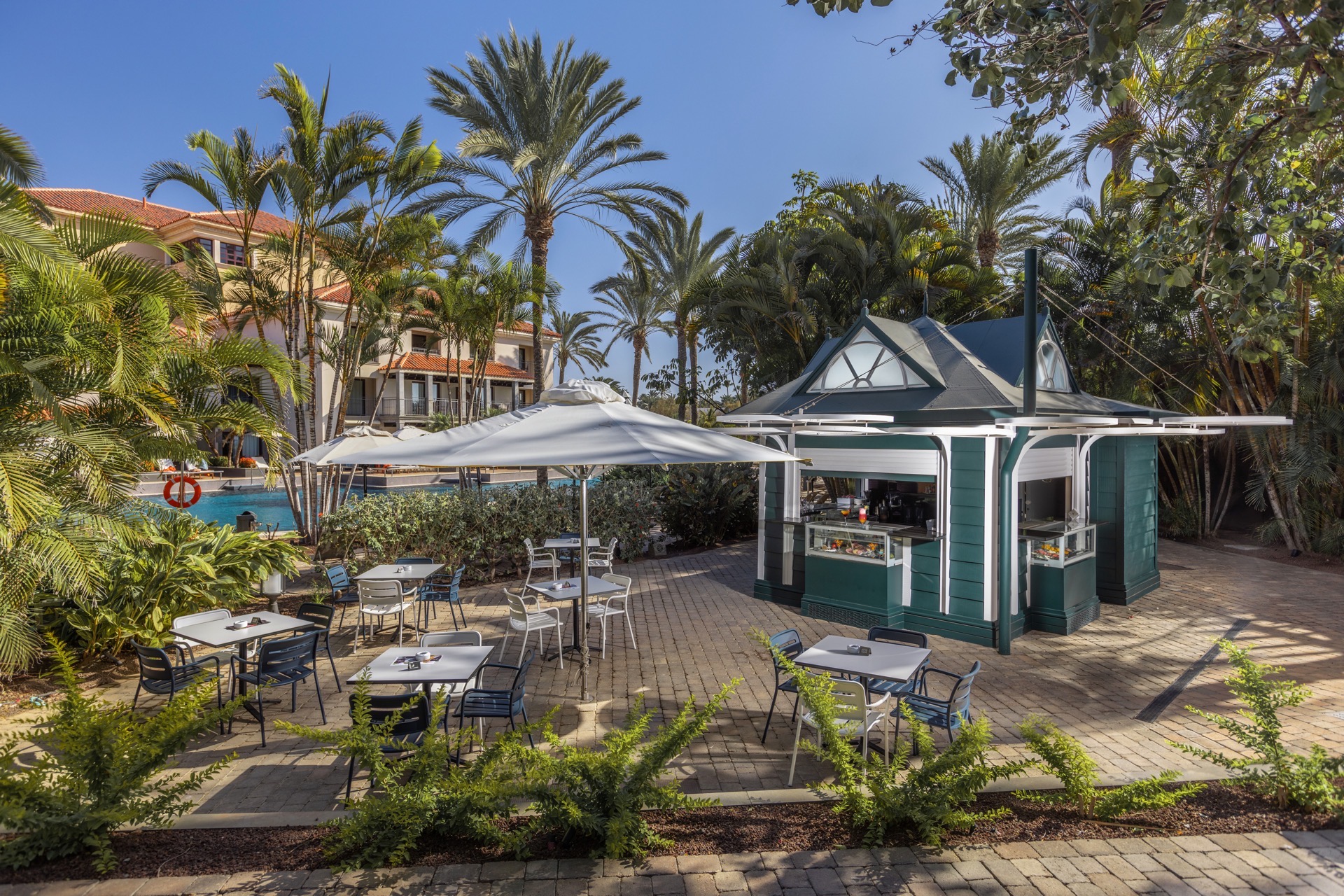 ladon pool bar hotel lopesan costa meloneras