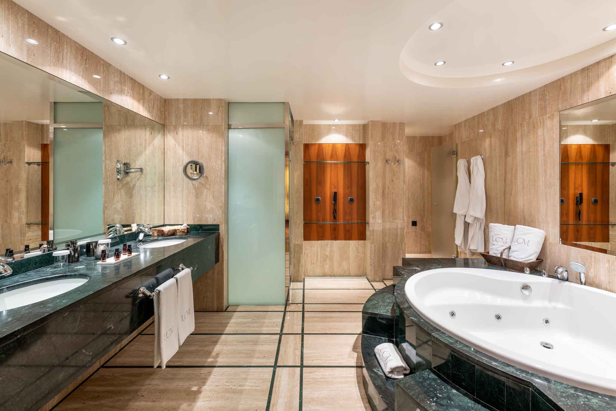 bathroom lopesan costa meloneras prince suite