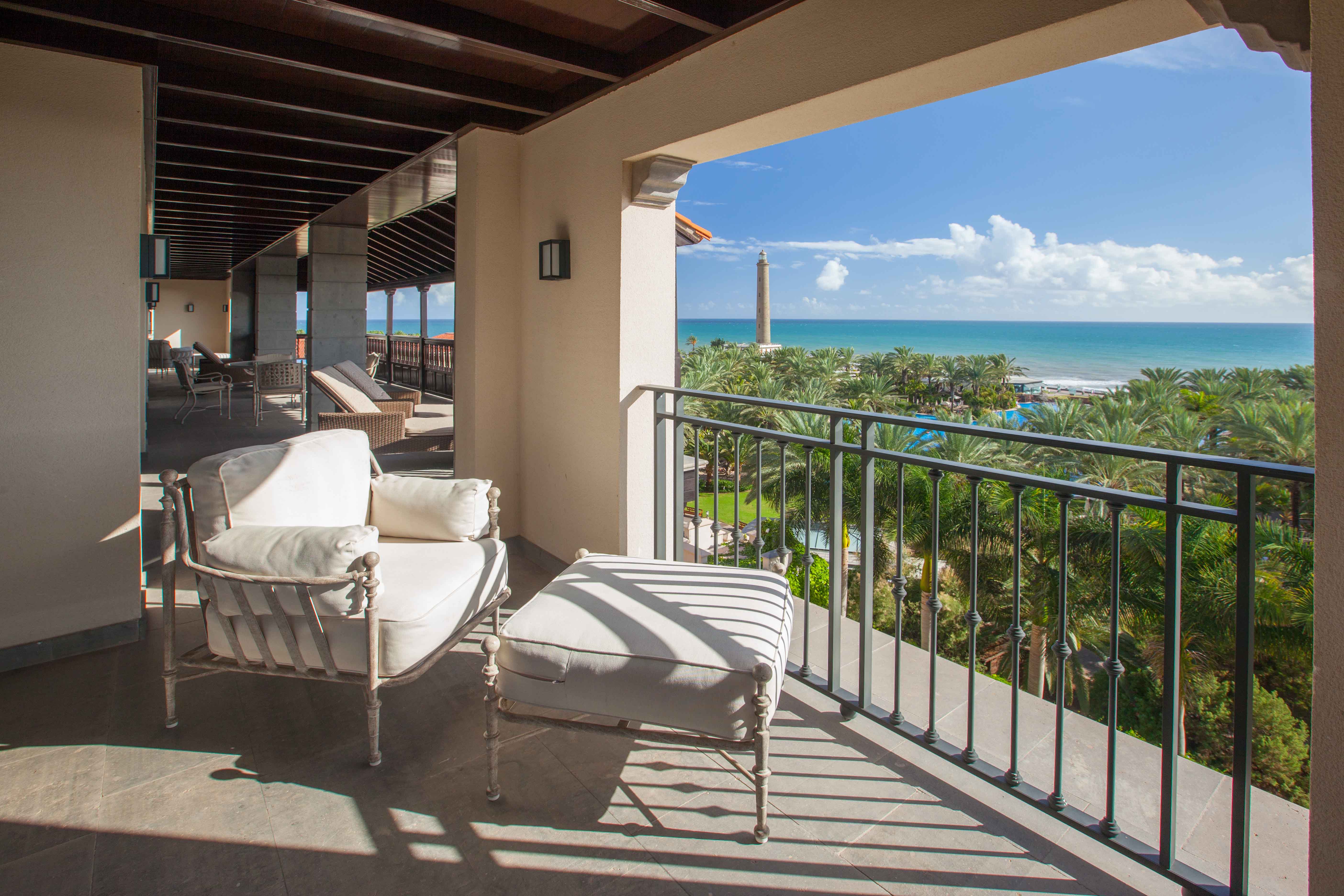 terrace lopesan costa meloneras resort & spa royal suite