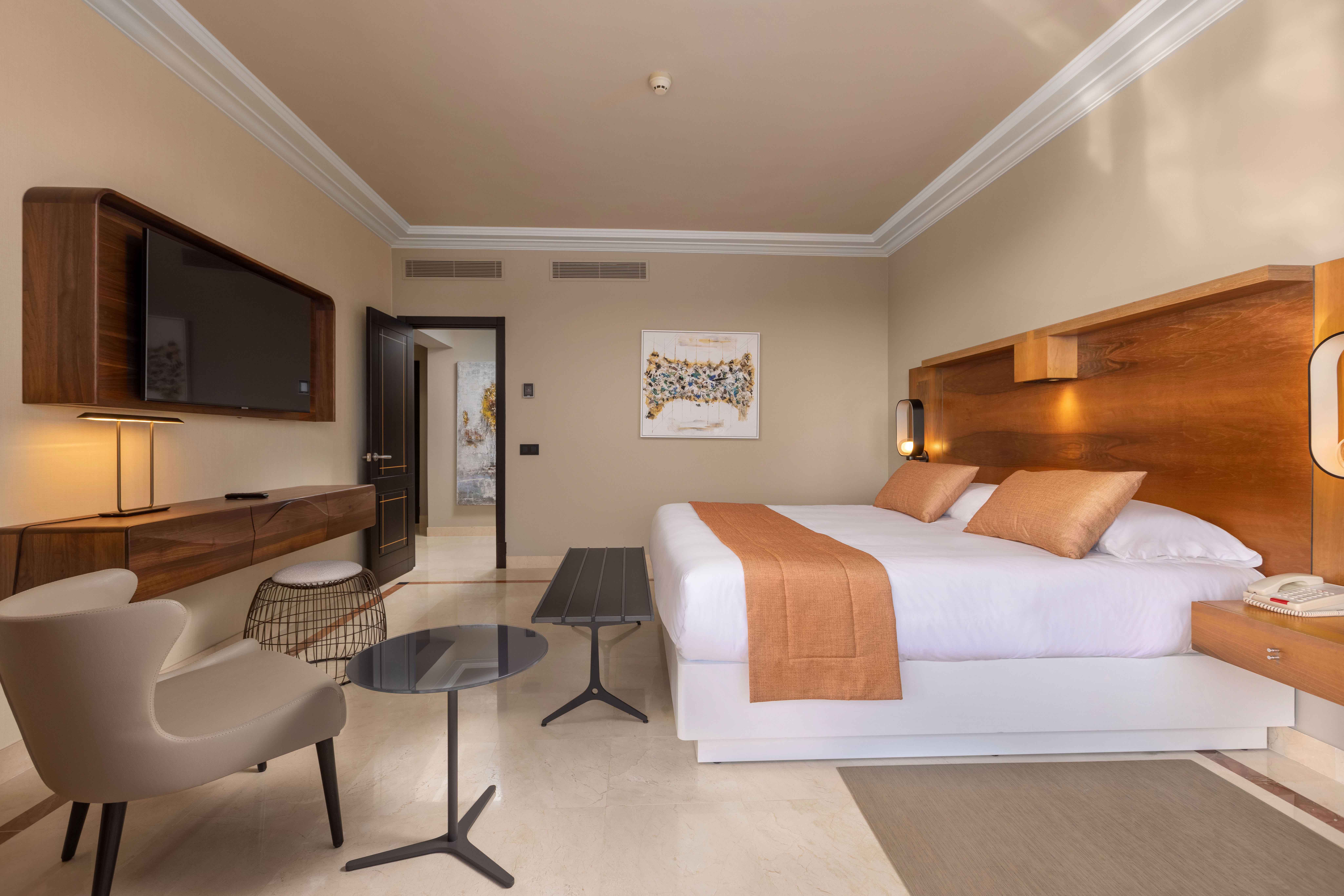 bed lopesan costa meloneras resort & spa unique master suite view