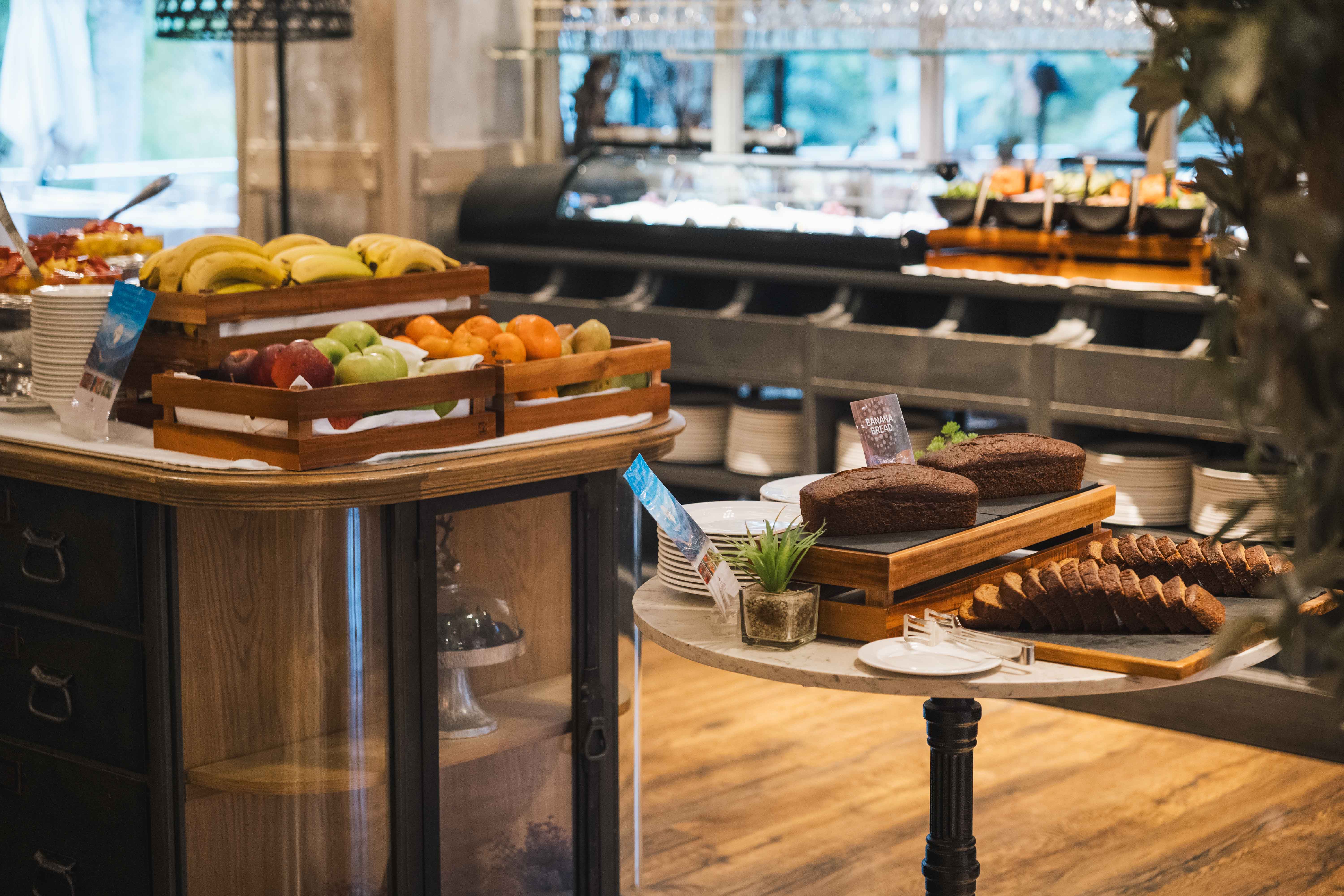unique-breakfast-images-lopesan-costa-meloneras
