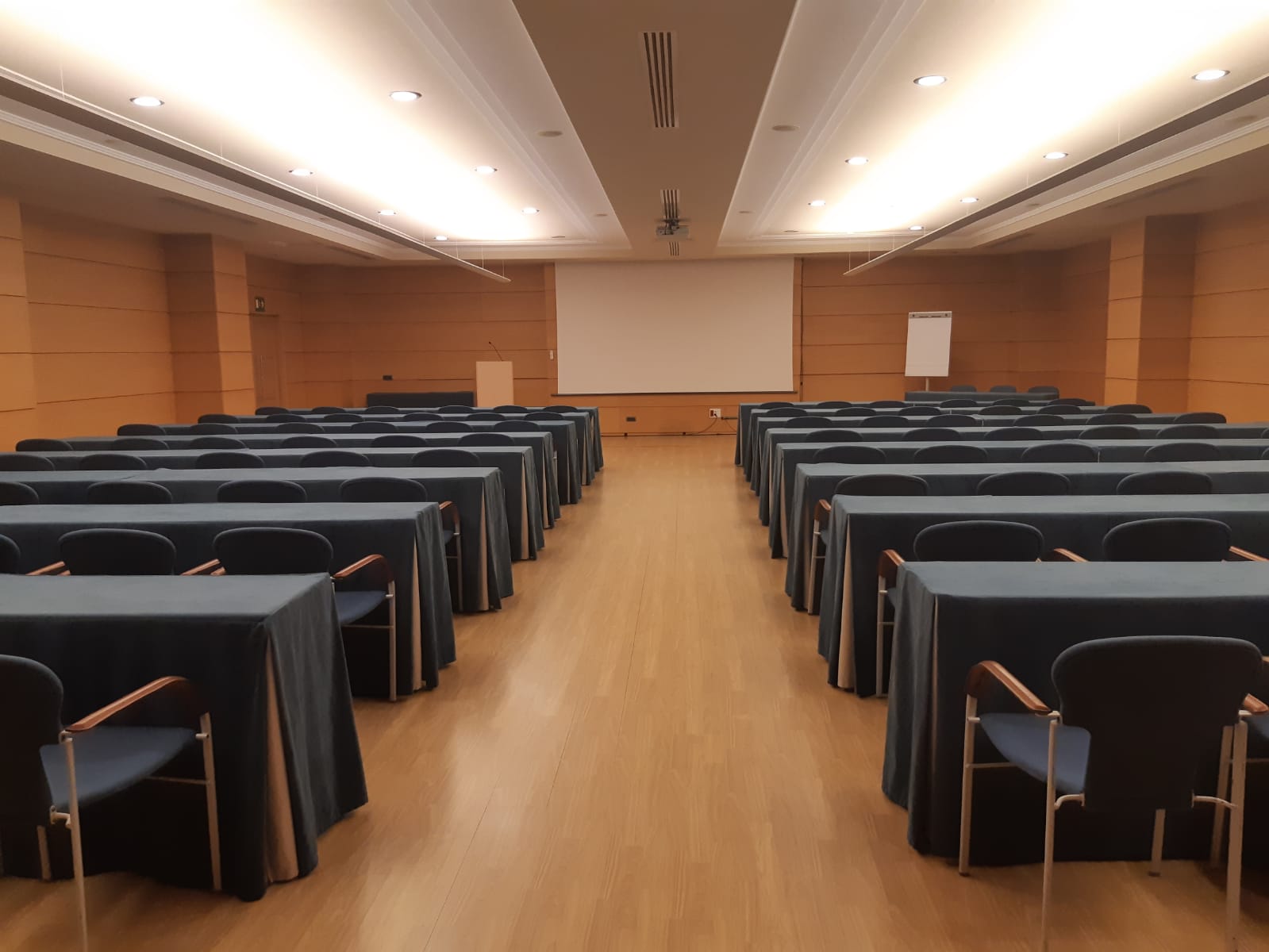 meetings lopesan costa meloneras