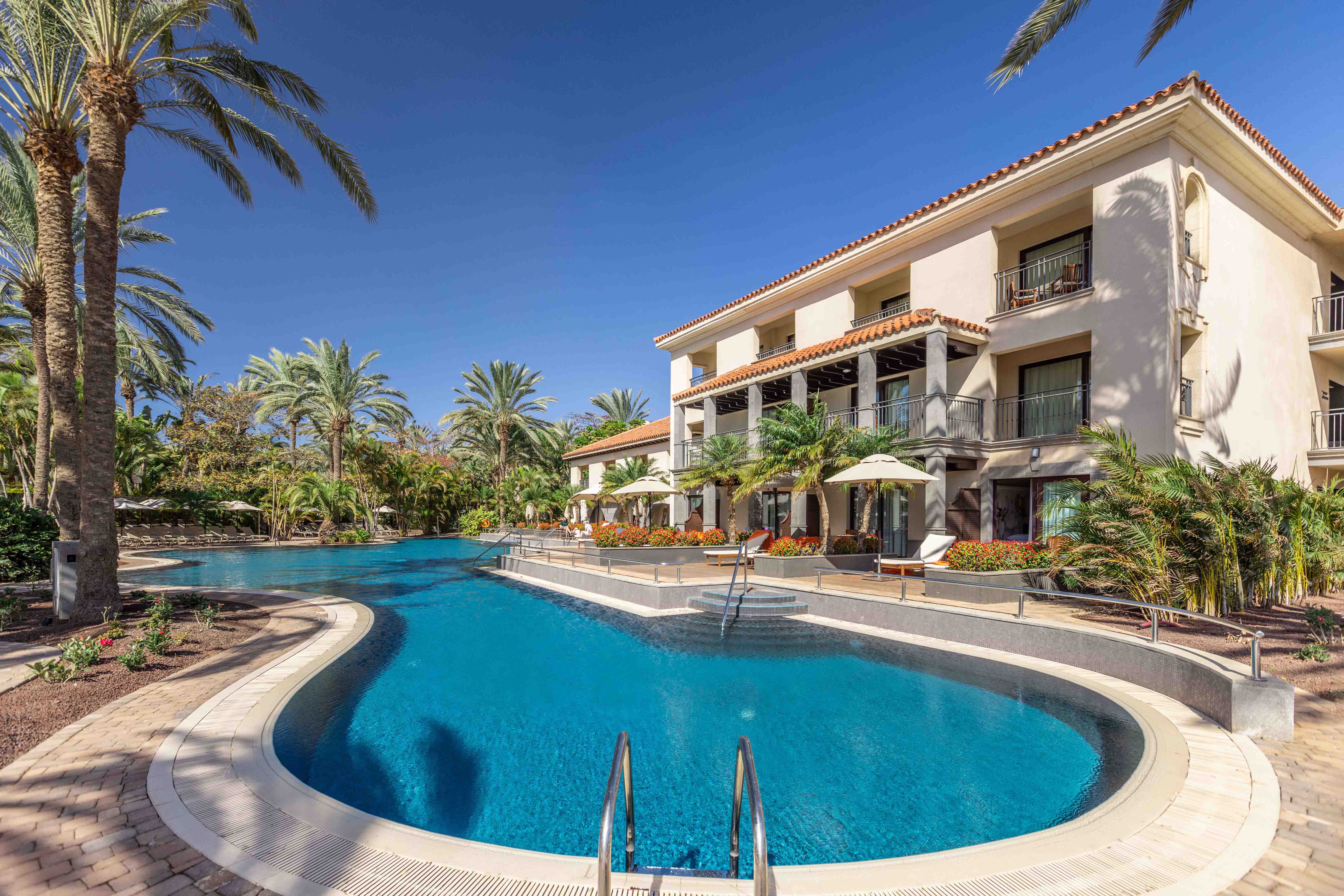lopesan costa meloneras resort & spa unique pool