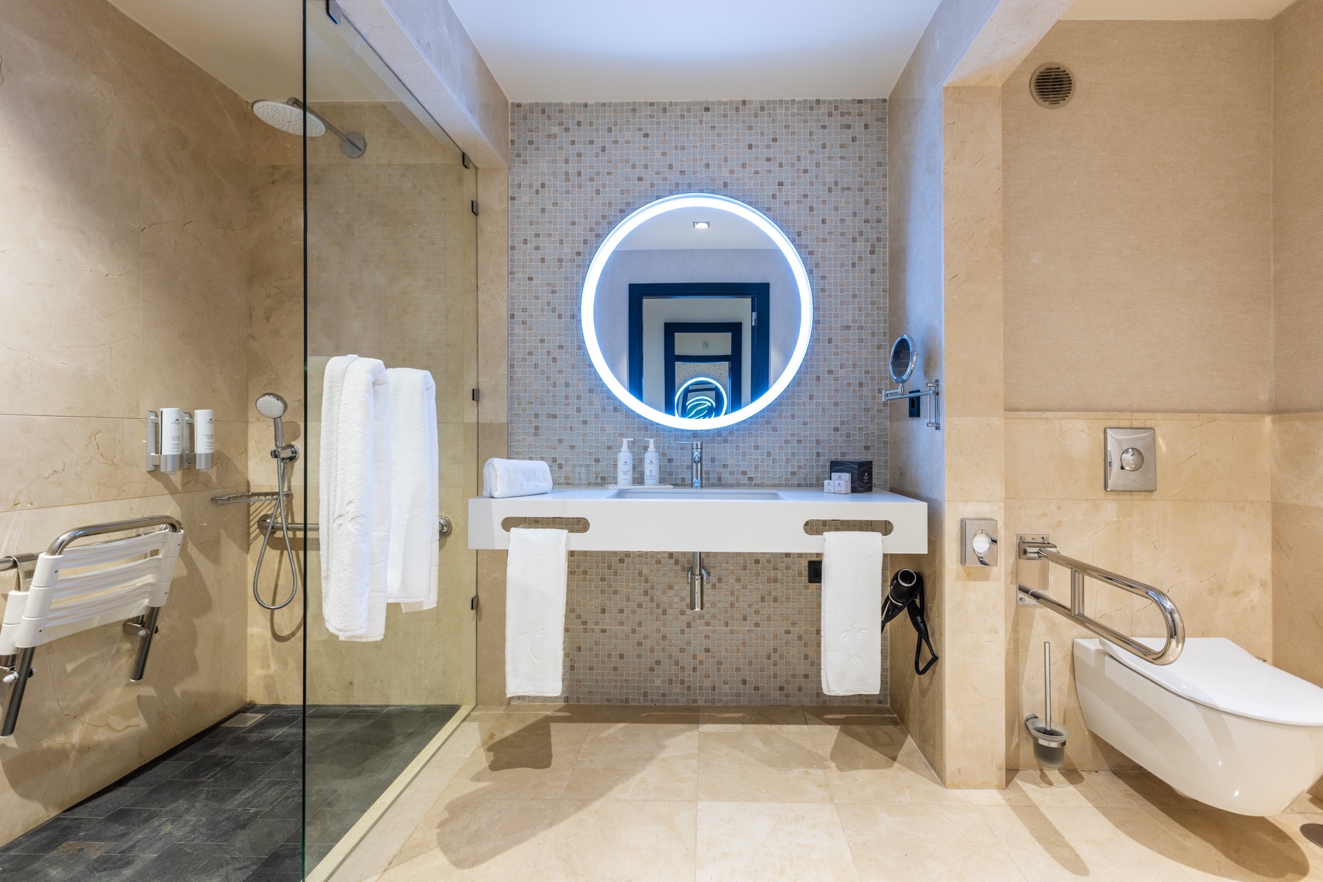 badezimmer zimmer deluxe angepasstes hotel lopesan costa meloneras