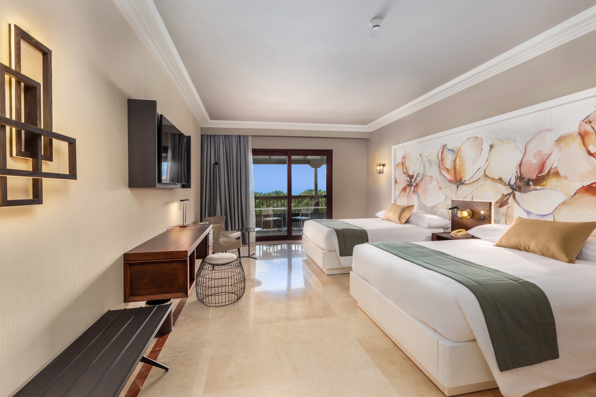 bett zimmer family room lopesan costa meloneras resort & spa