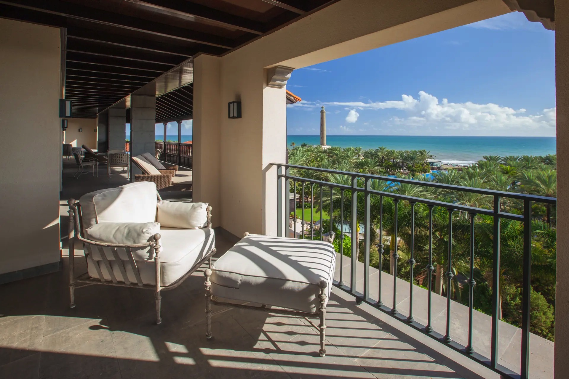 terrasse lopesan costa meloneras resort & spa royal suite