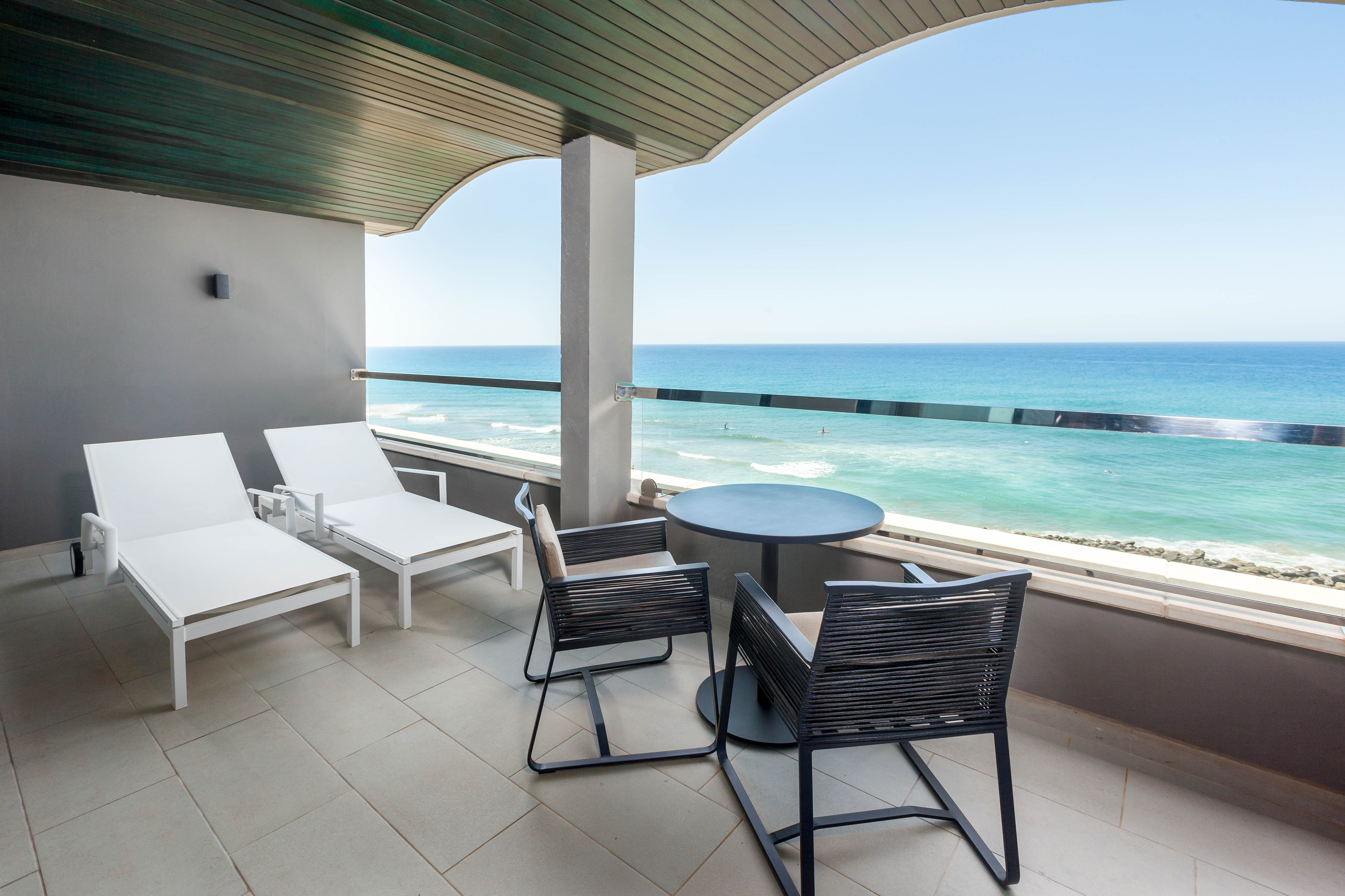 terrasse junior suite hotel faro lopesan collection