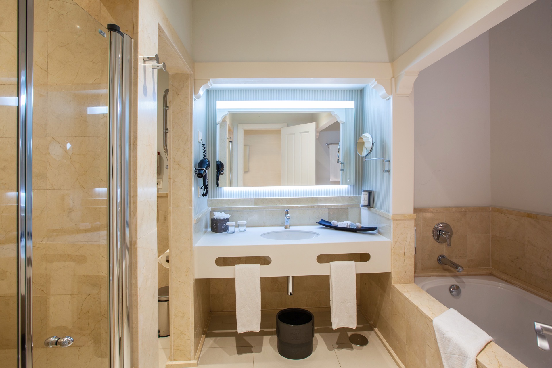 badezimmer doppelzimmer standard vlick lopesan villa del conde