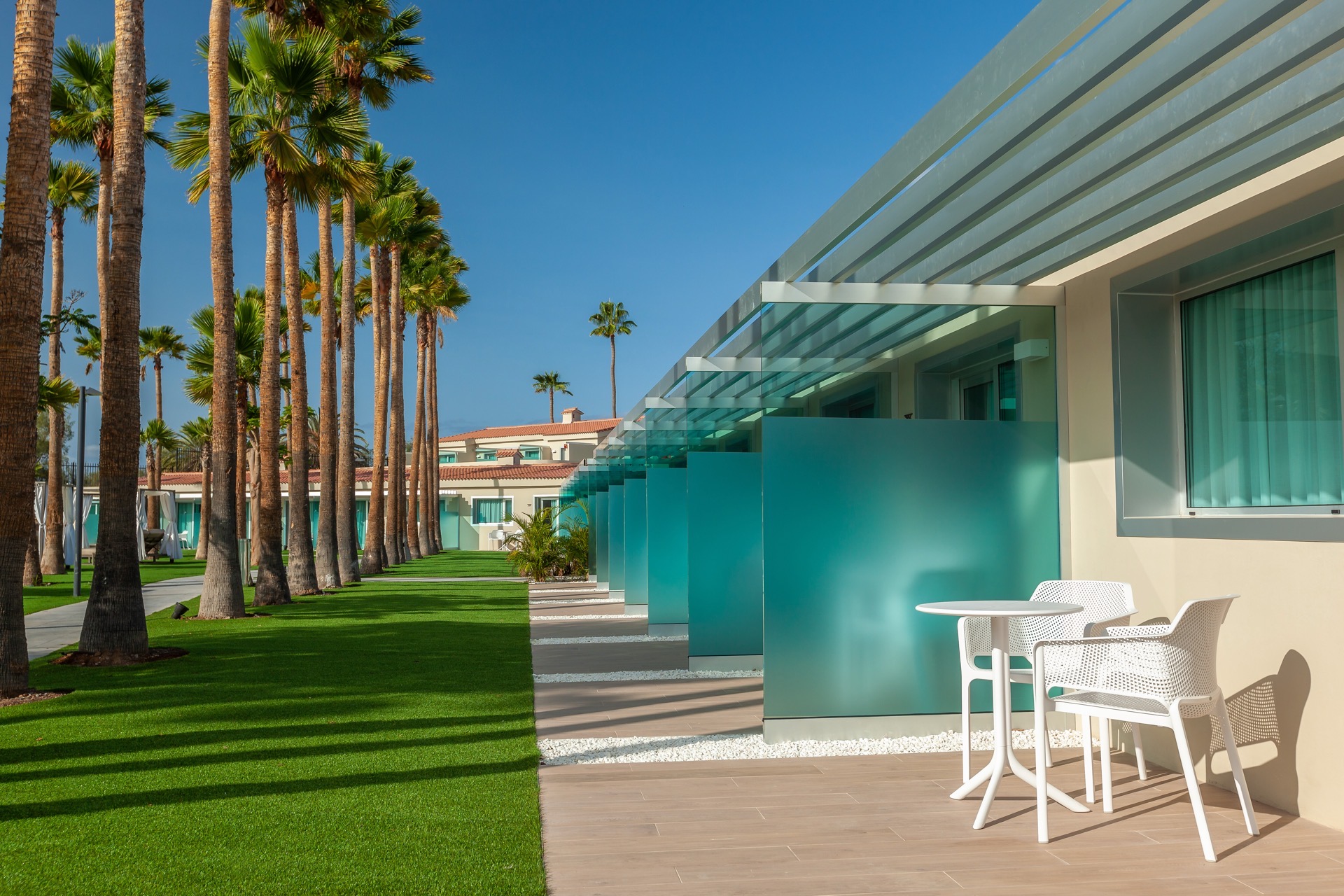 fotos terrasse zimmer hotel kumara serenoa aos suite