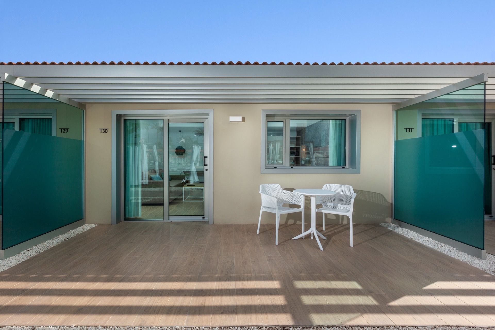 terraza suite familiar kumara serenoa