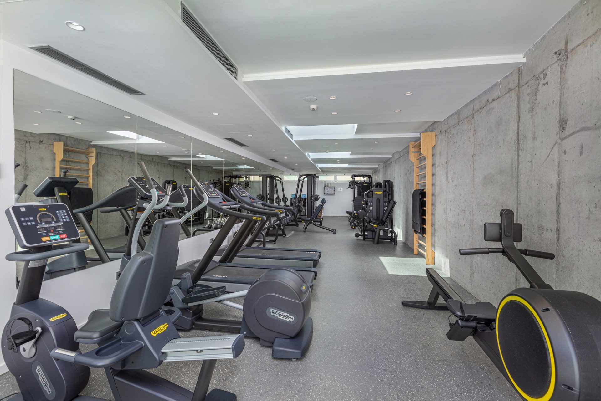 photos gym hotel kumara serenoa