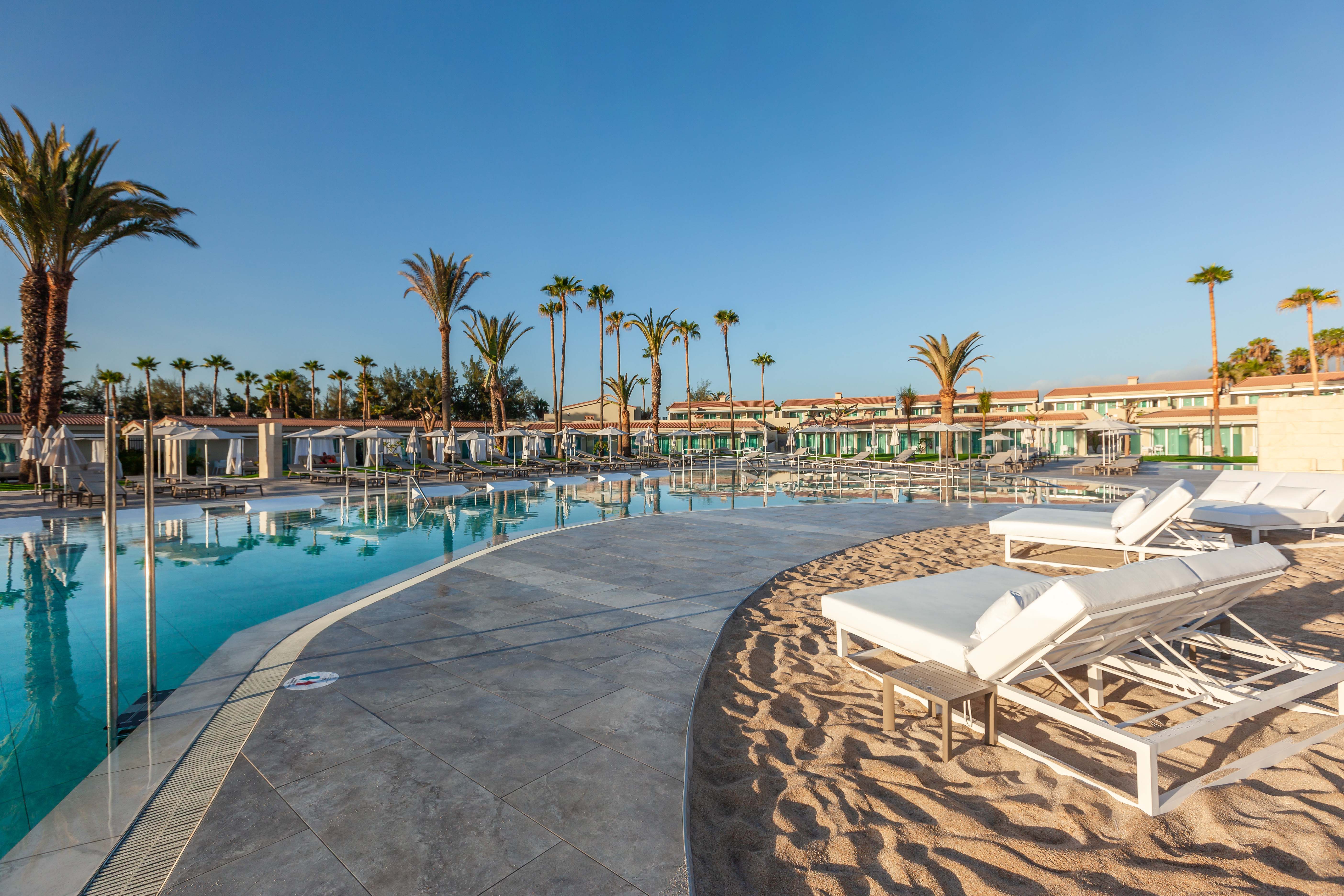 freischwimmbad kumara serenoa by lopesan hotels