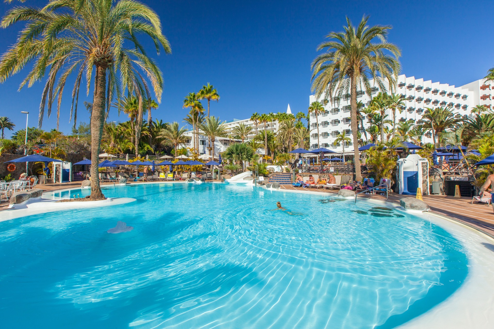 pool hotel corallium beach