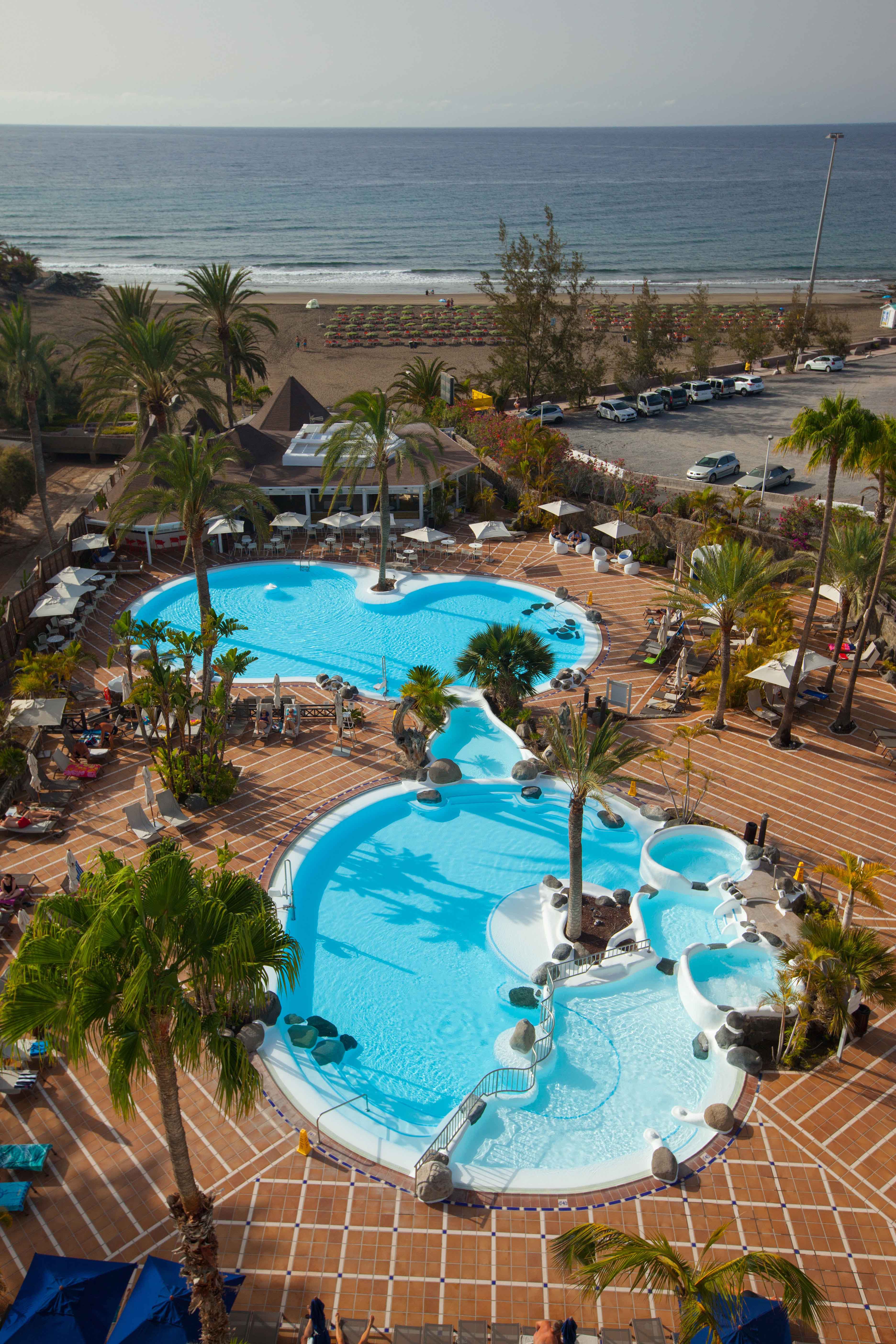 beachfront hotel gran canaria corallium beach