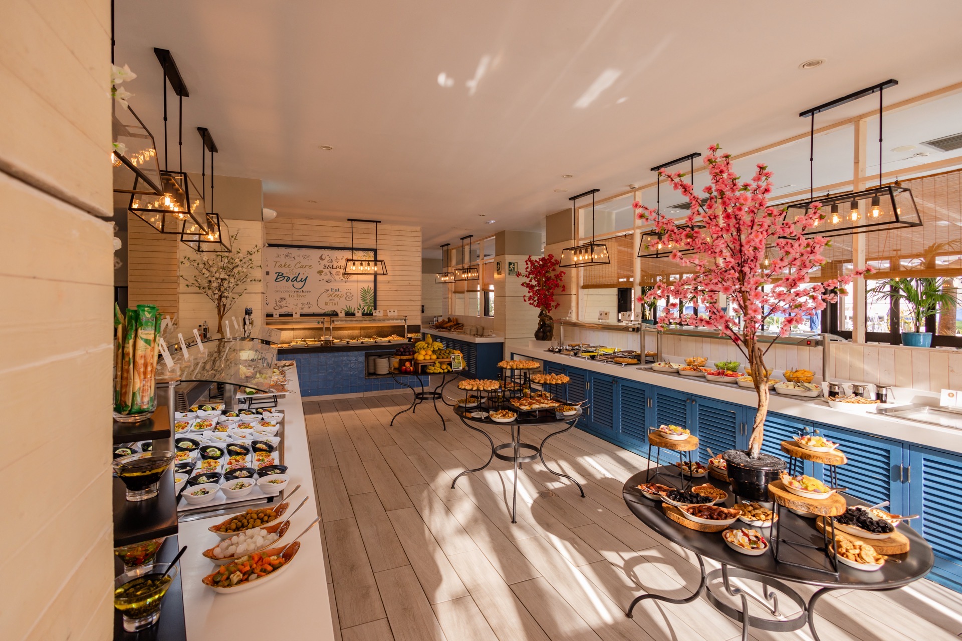 fotos zona buffet corallium beach by lopesan hotels