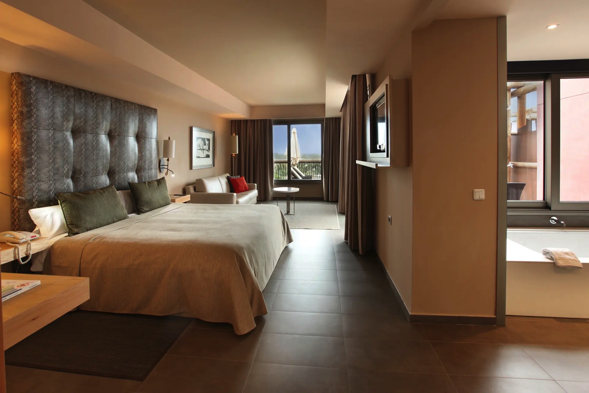 eingang doppelzimmer superior lopesan baobab resort