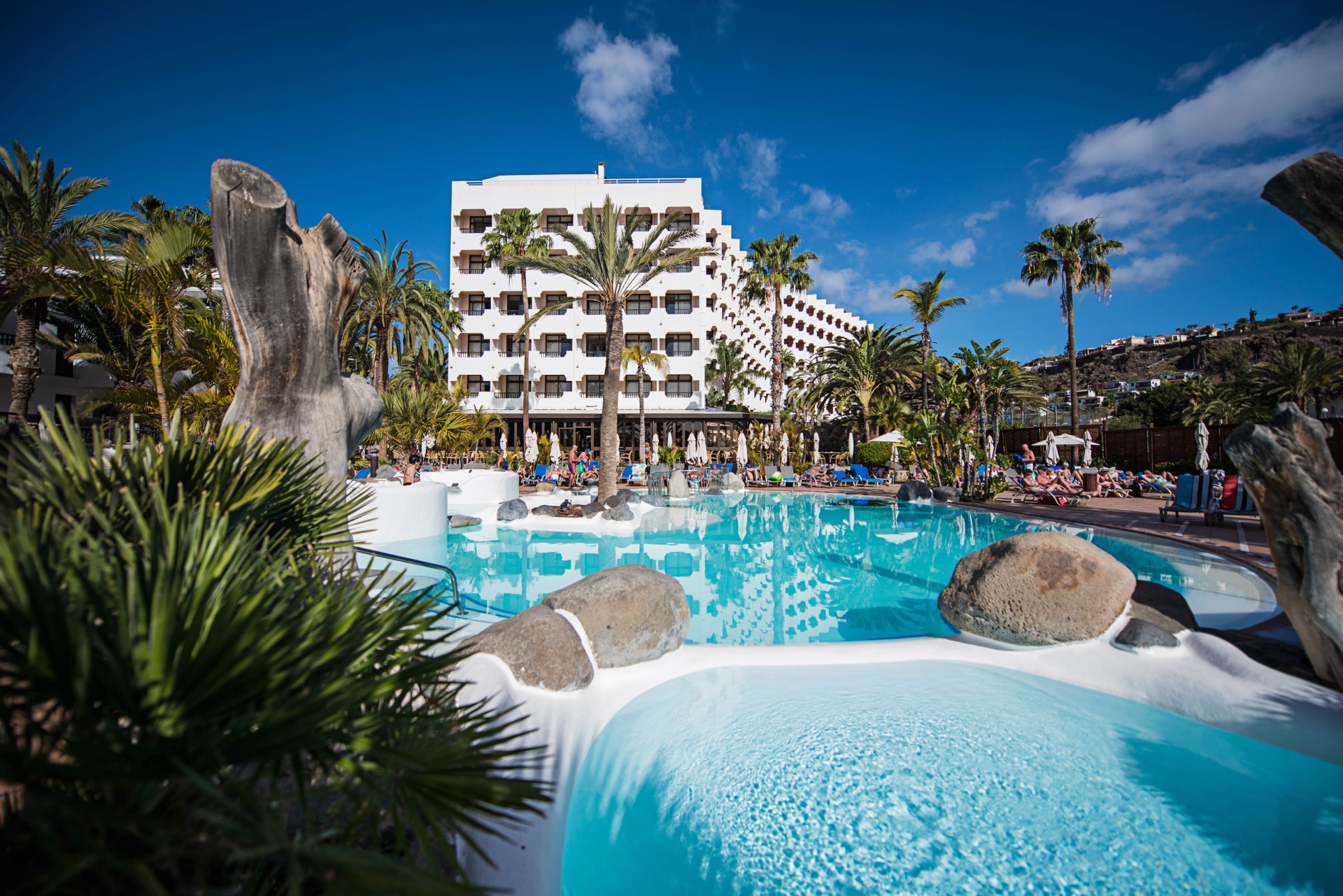 piscinas corallium beach by lopesan hotels