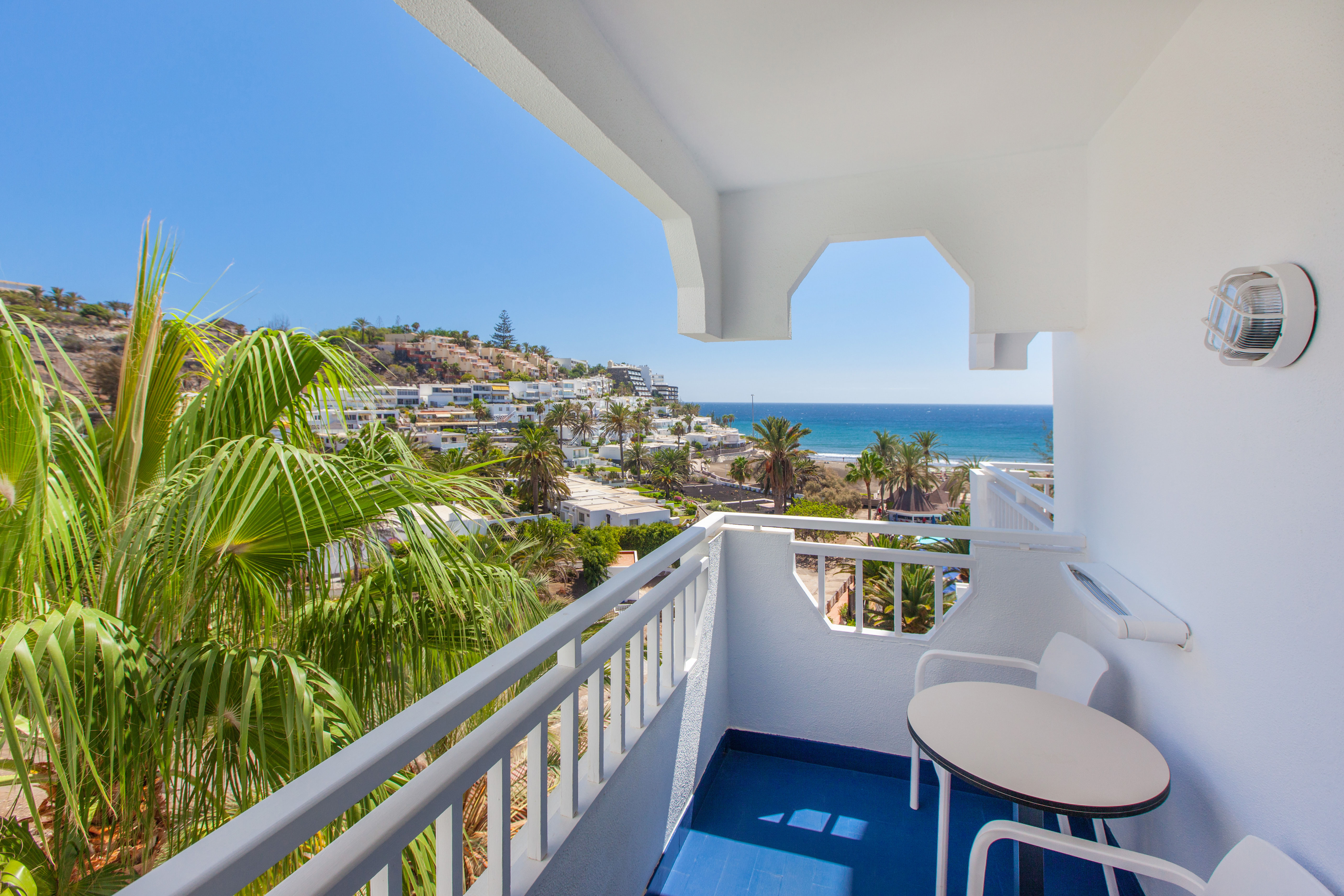 einrichtungen hotel corallium beach