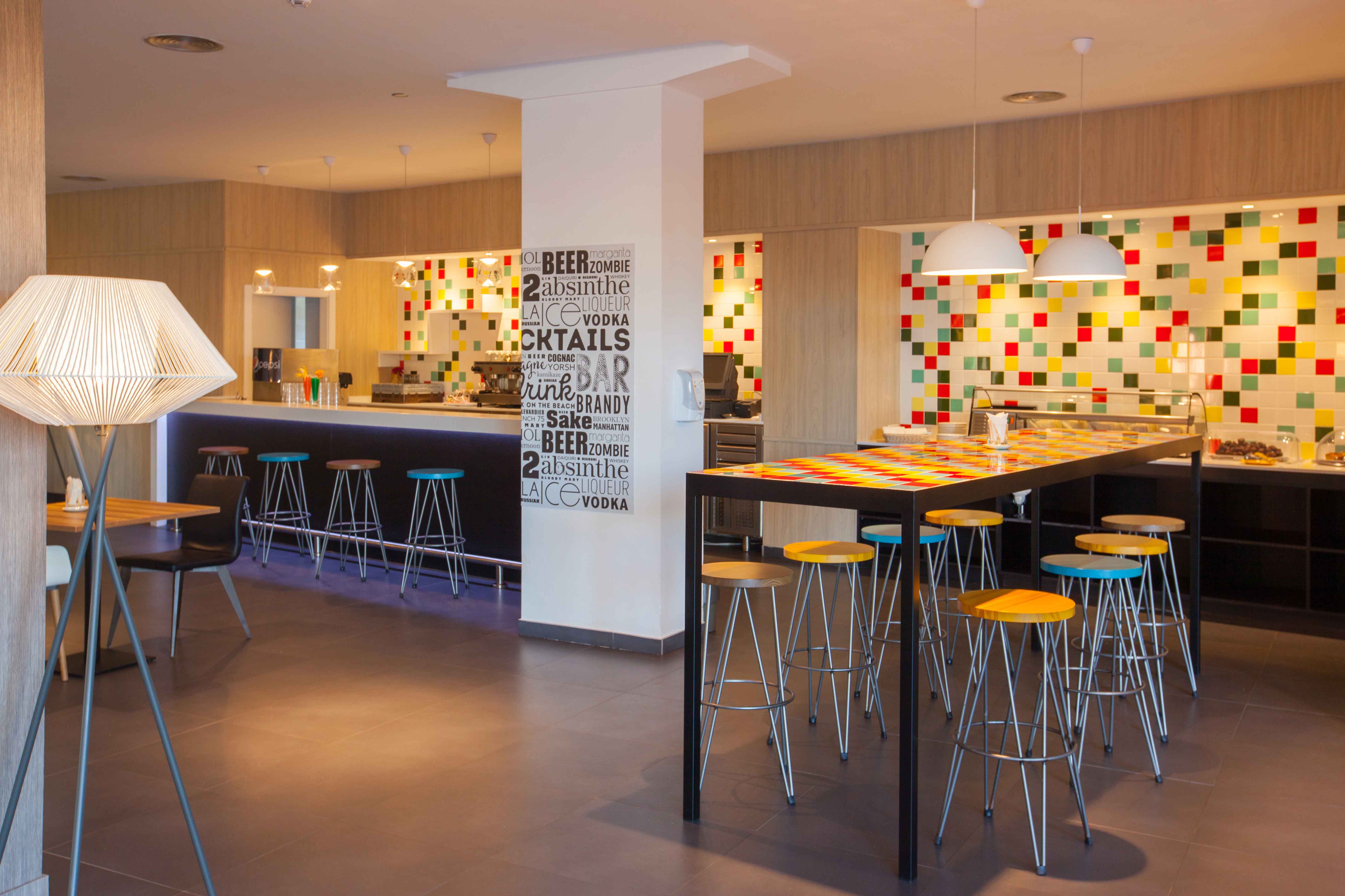 24-hour snack bar abora catarina by lopesan hotels