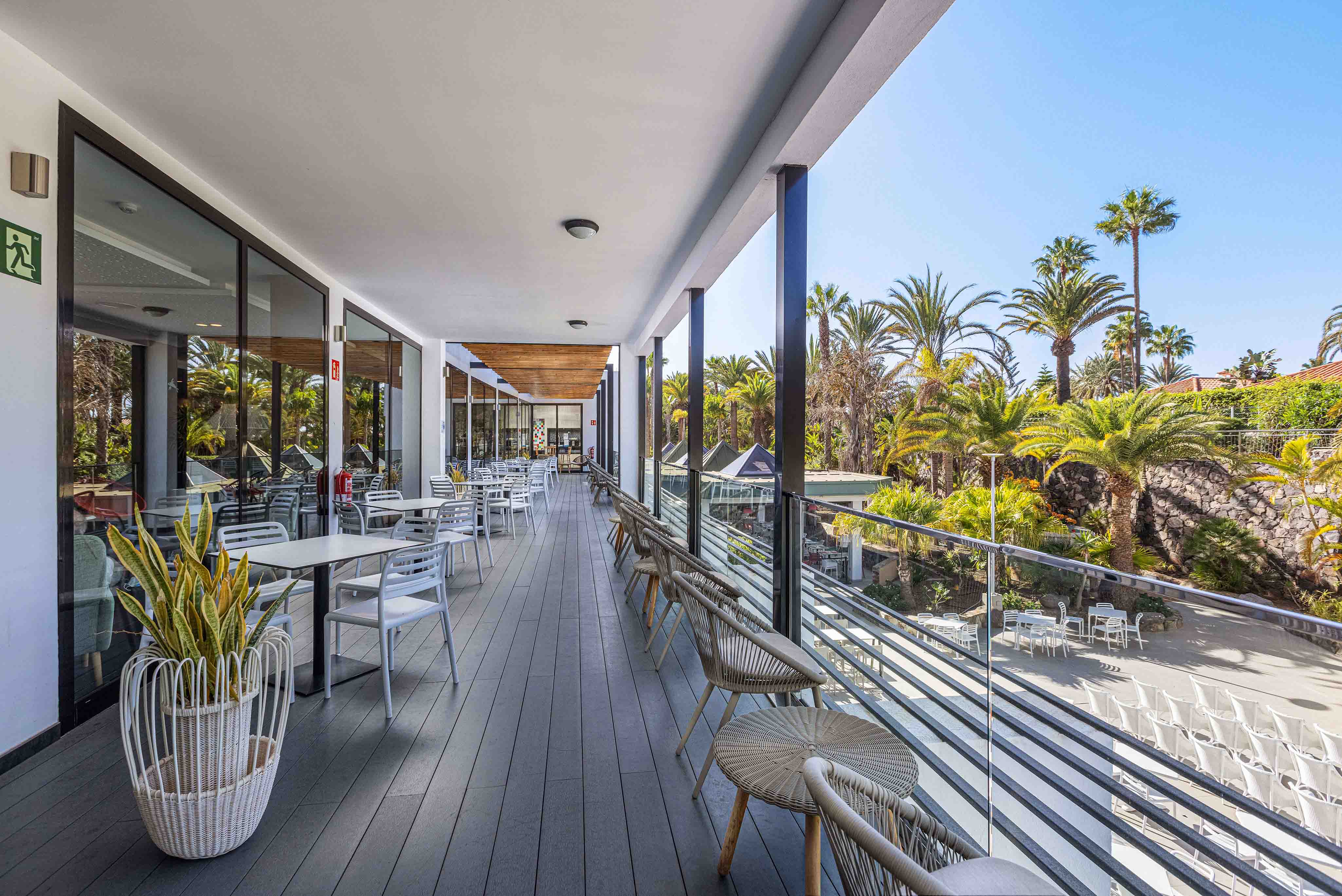 24-hour bar abora catarina by lopesan hotels