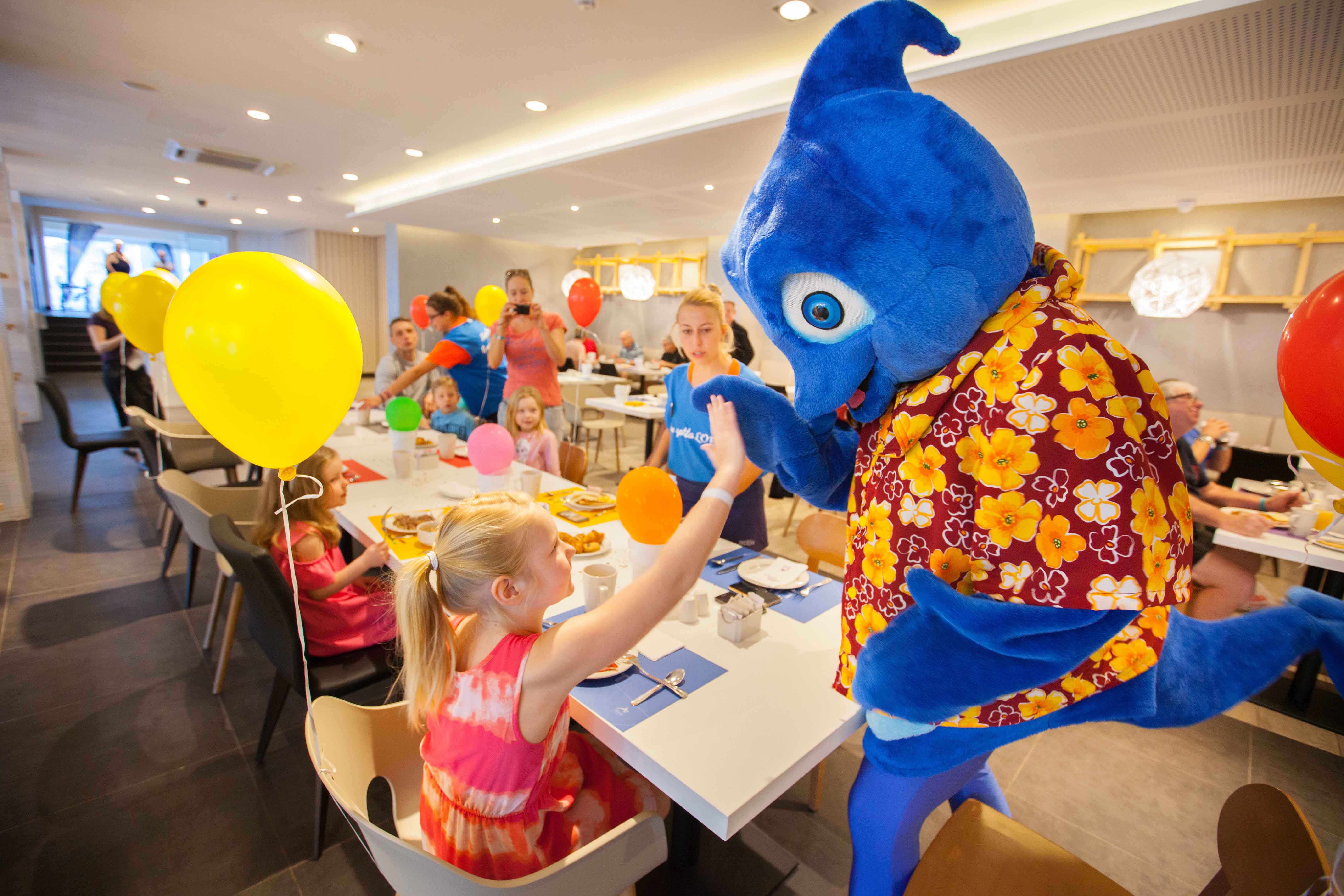 activities with panchi abora catarina by lopesan hotels