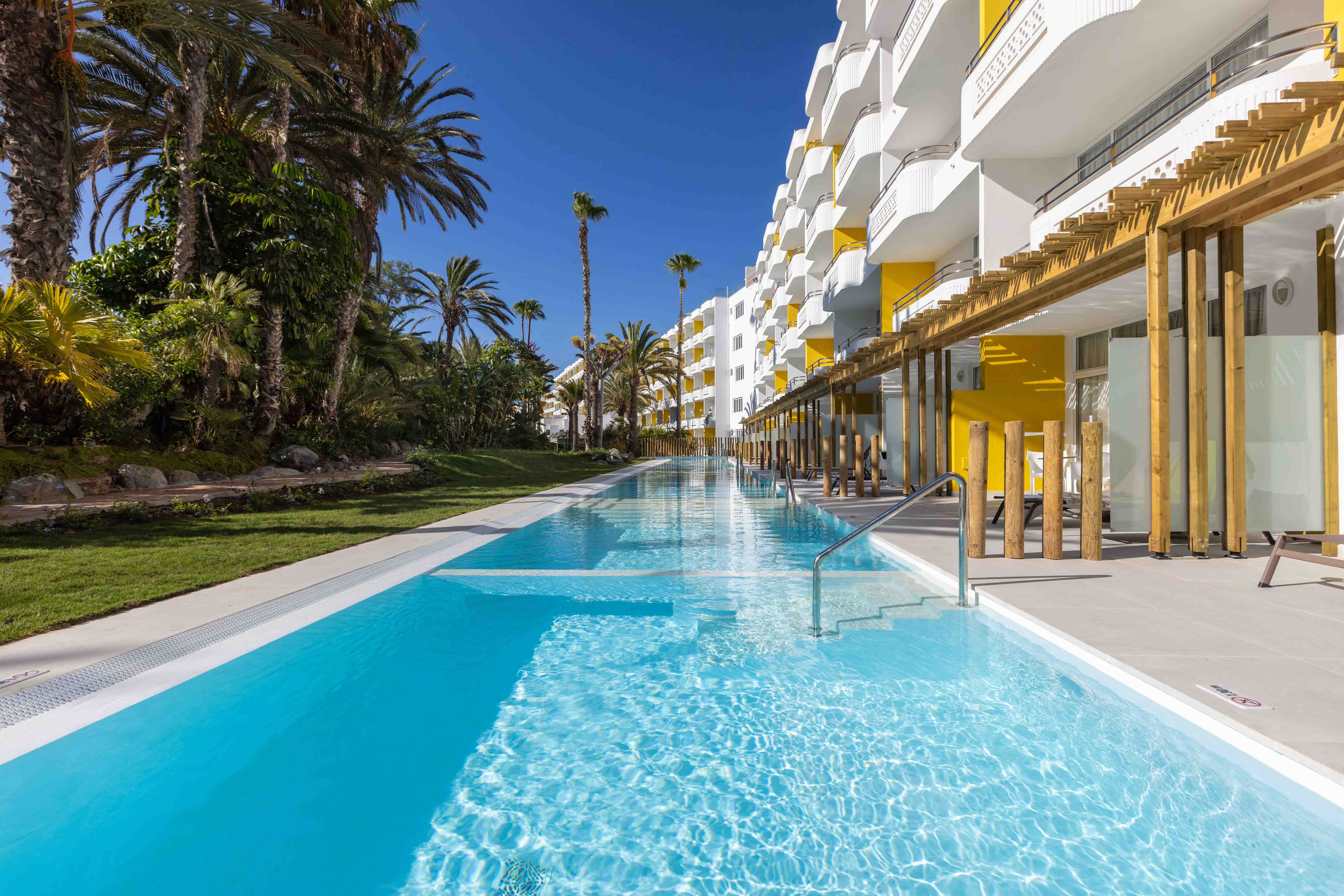 pool hotel abora catarina by lopesan