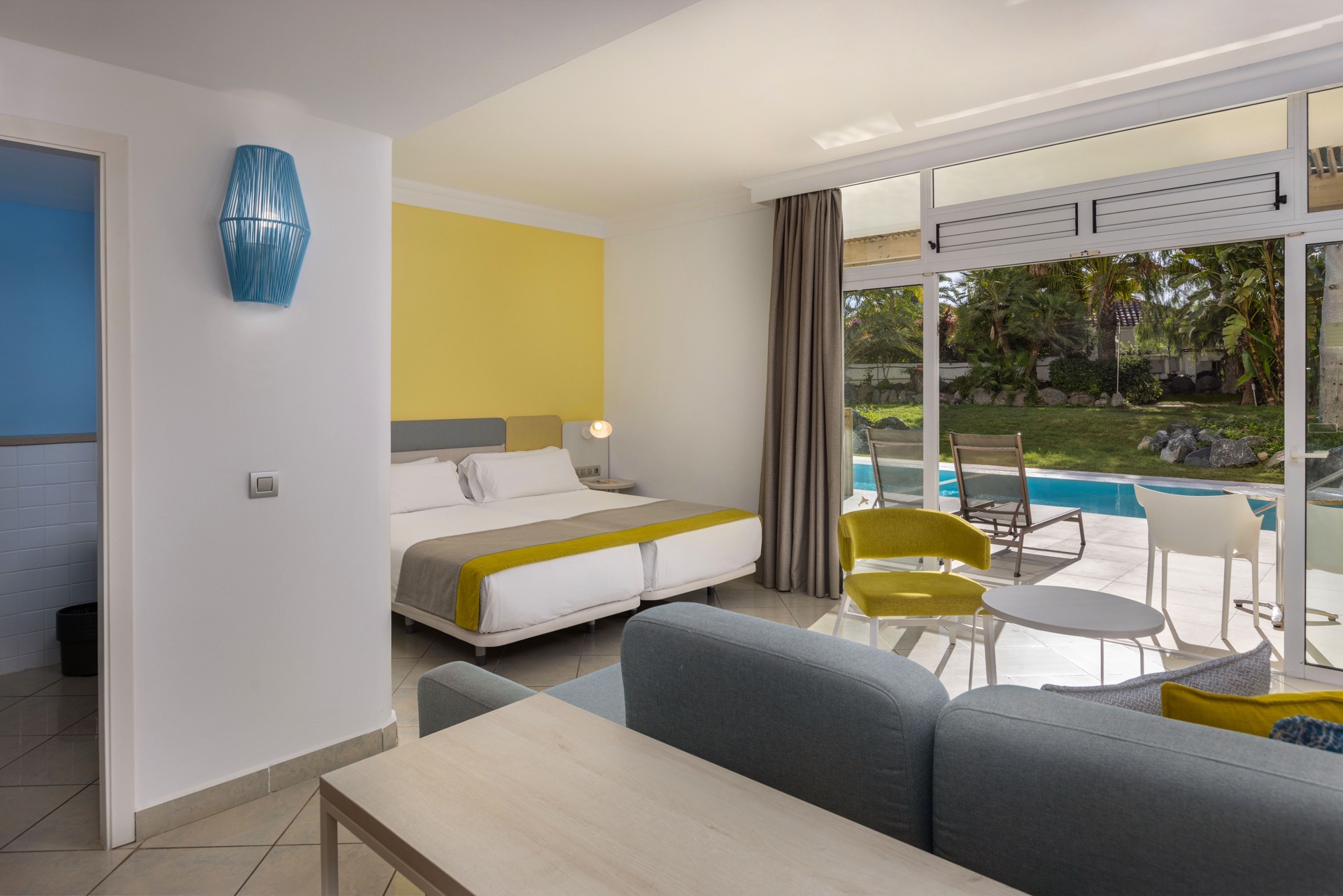 bed double deluxe pool adults only room abora catarina