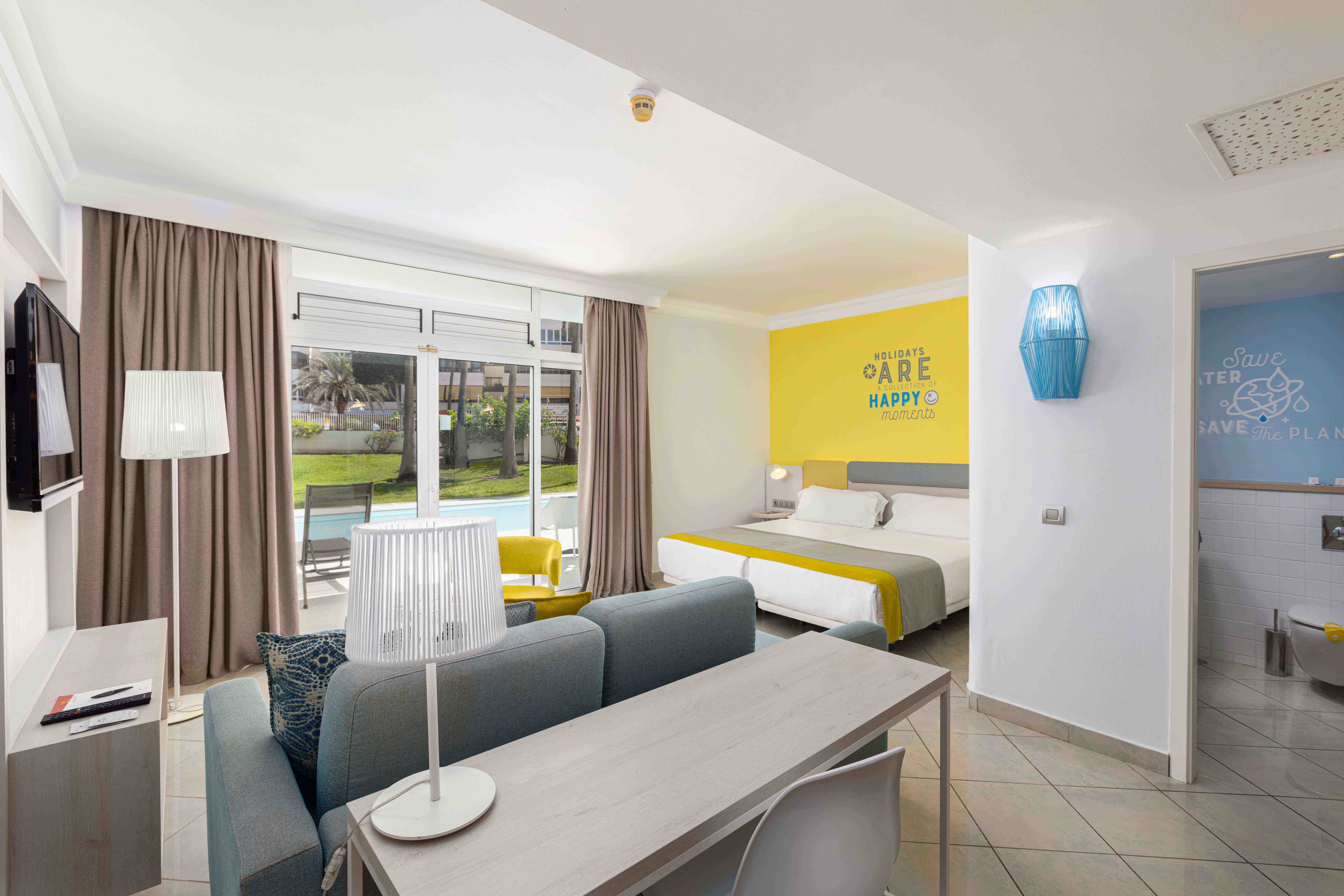 bed double family pool room hotel abora catarina