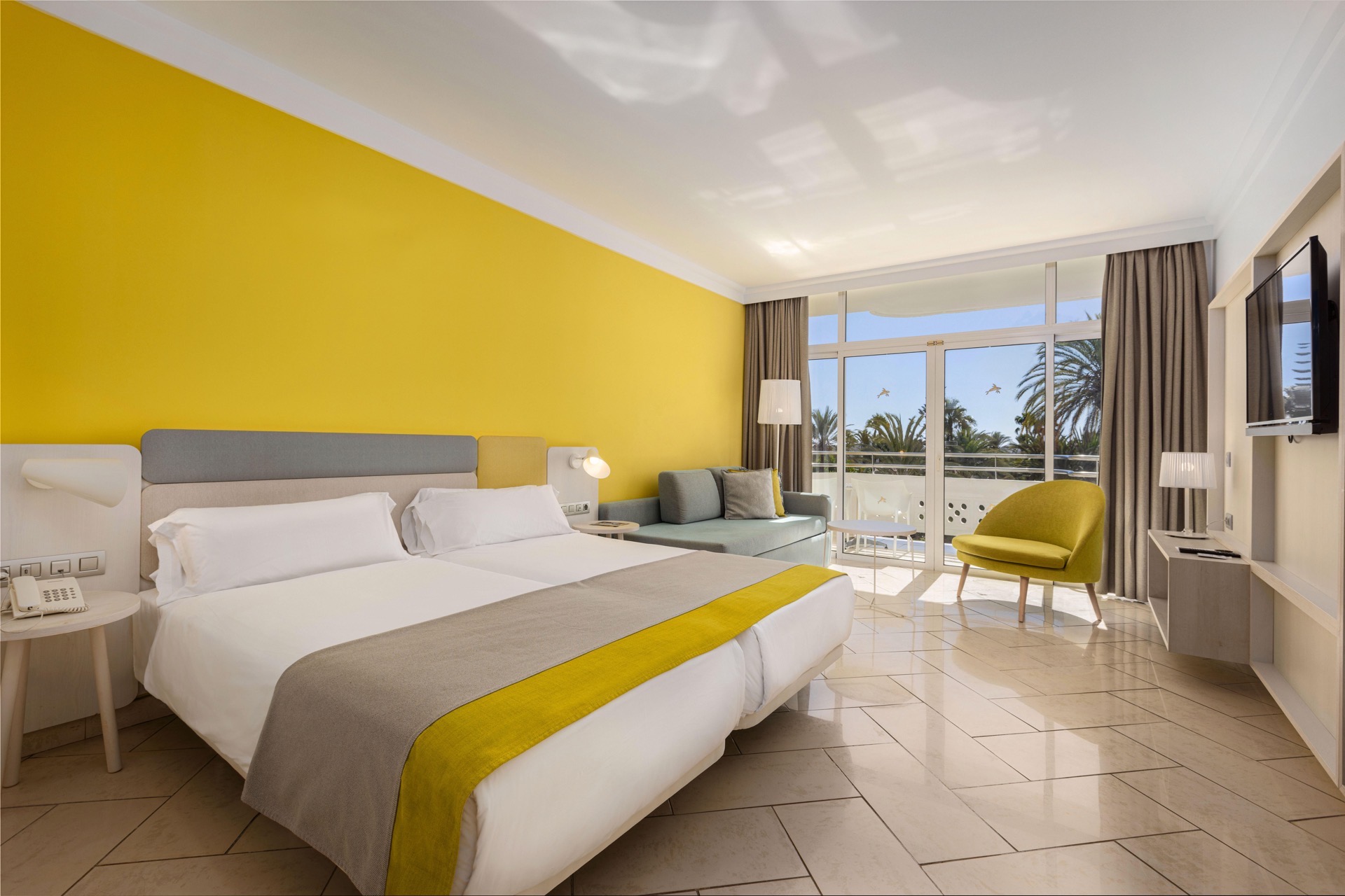bed double standard view room abora catarina hotel