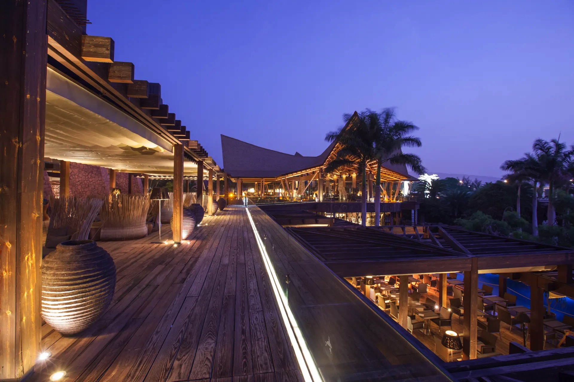 samuel baker bar hotel lopesan baobab resort