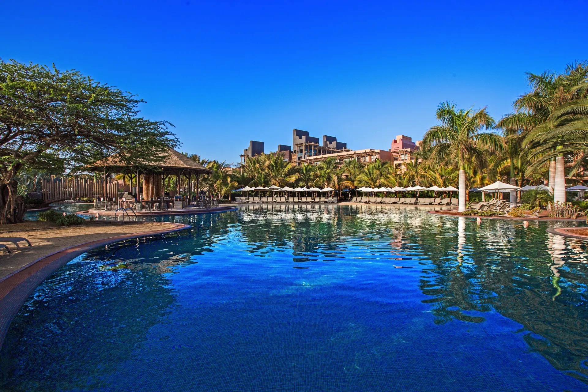 badbereich pools lopesan baobab resort