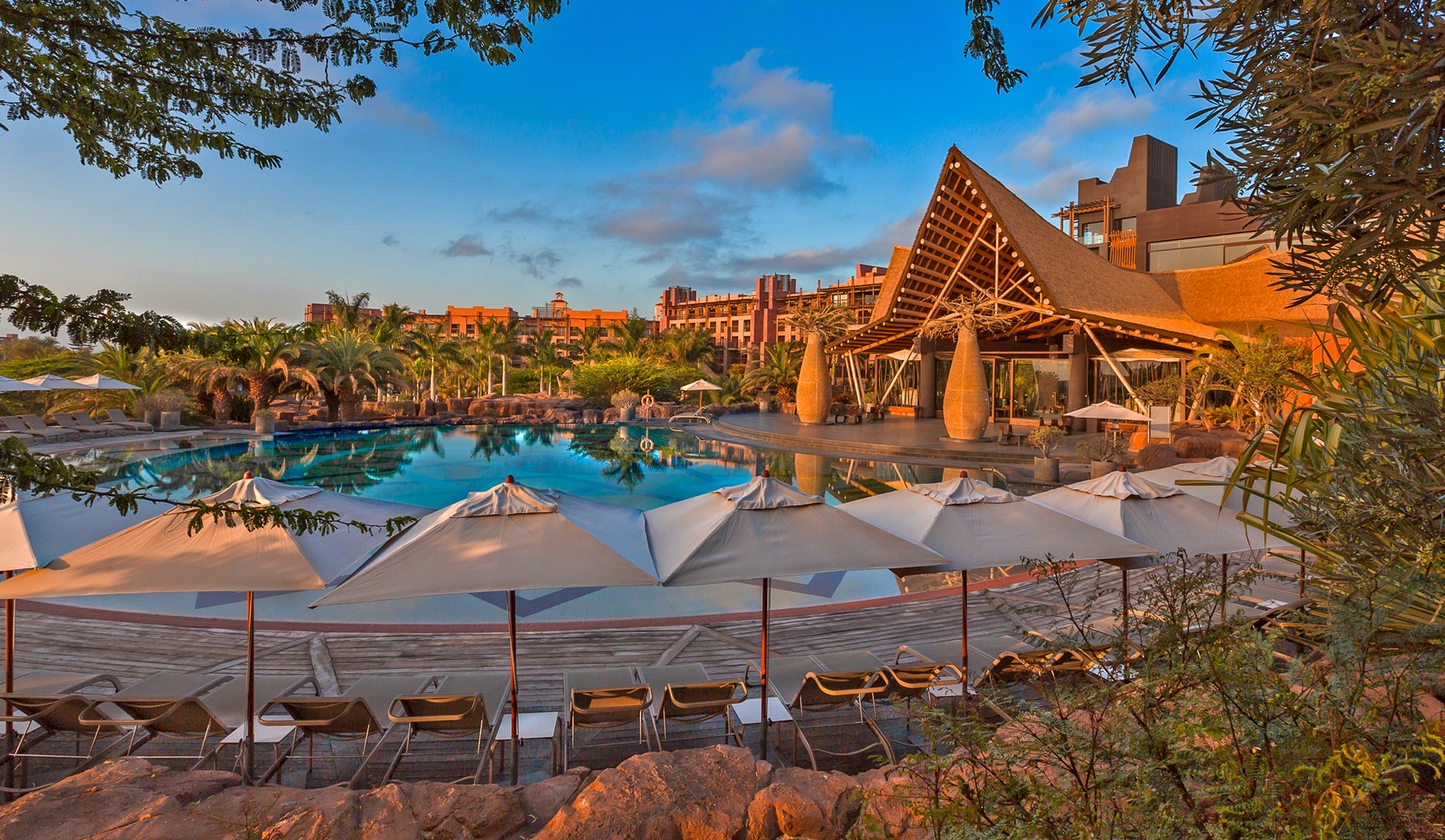 entspannungsbereich volcan pool pools lopesan baobab resort