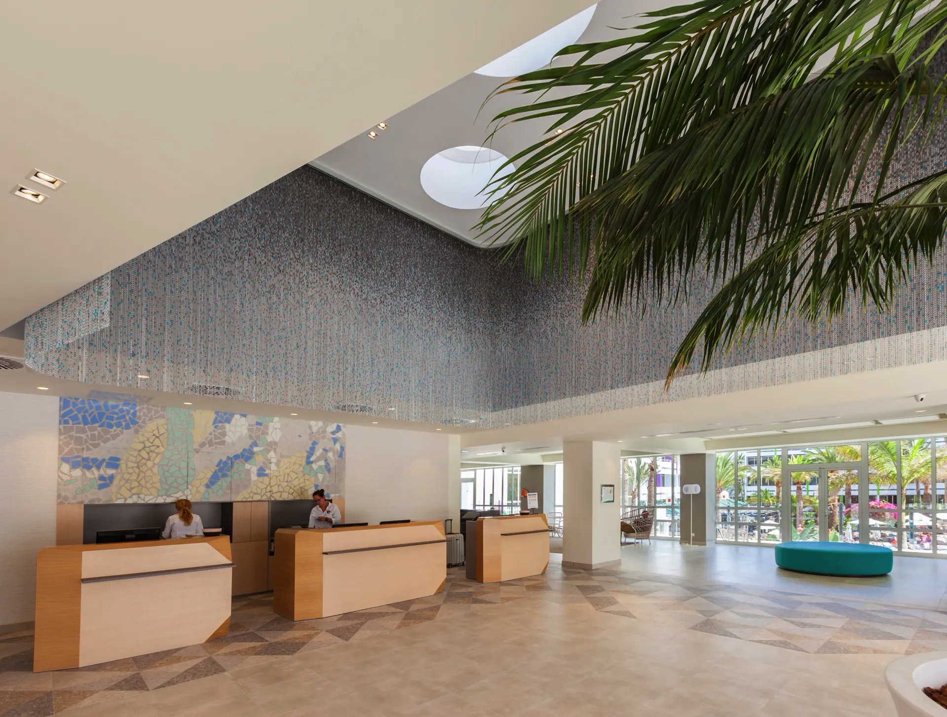 innenbereich eingang abora buenaventura fotos