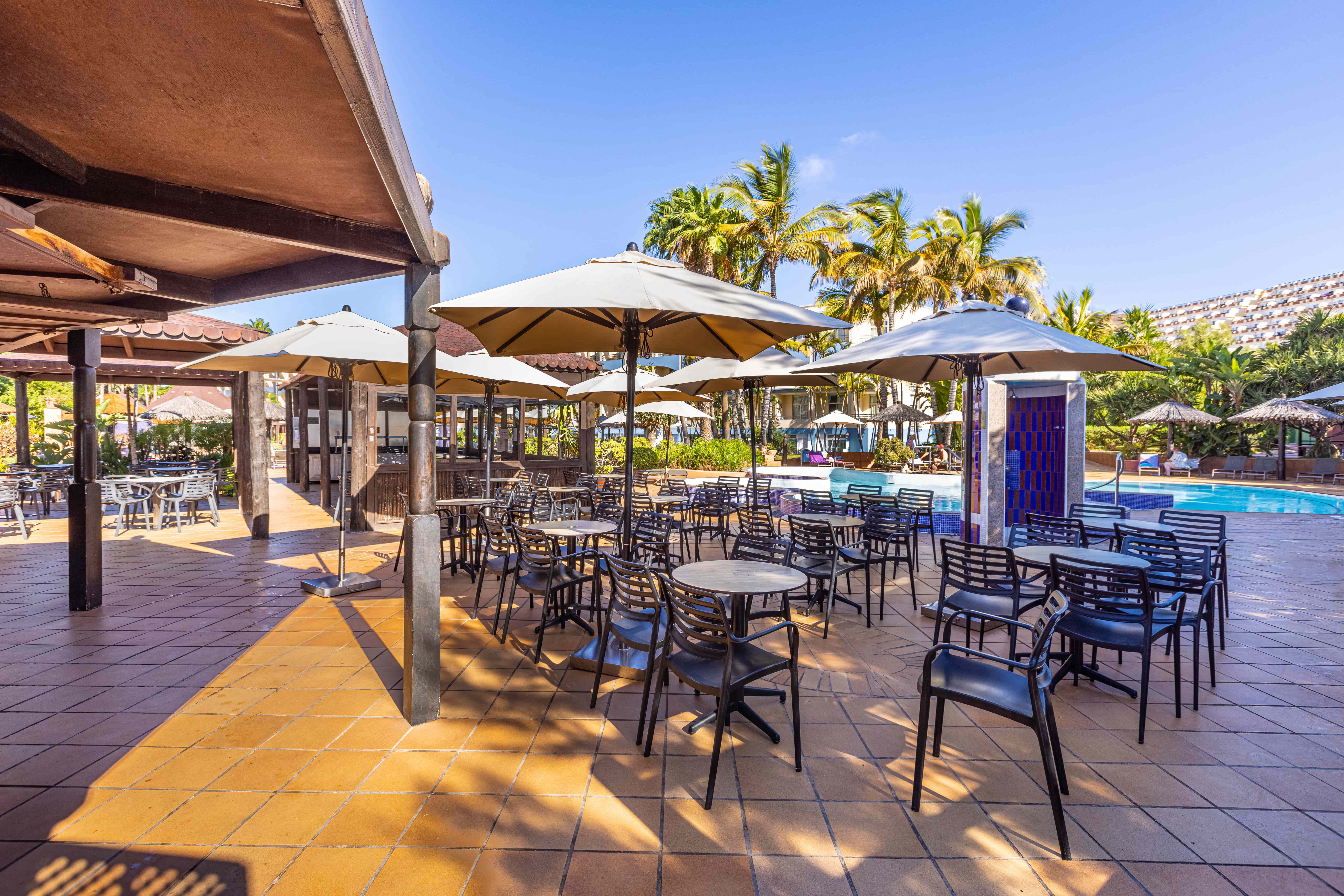 terrassen-poolbars ifa altamarena hotel