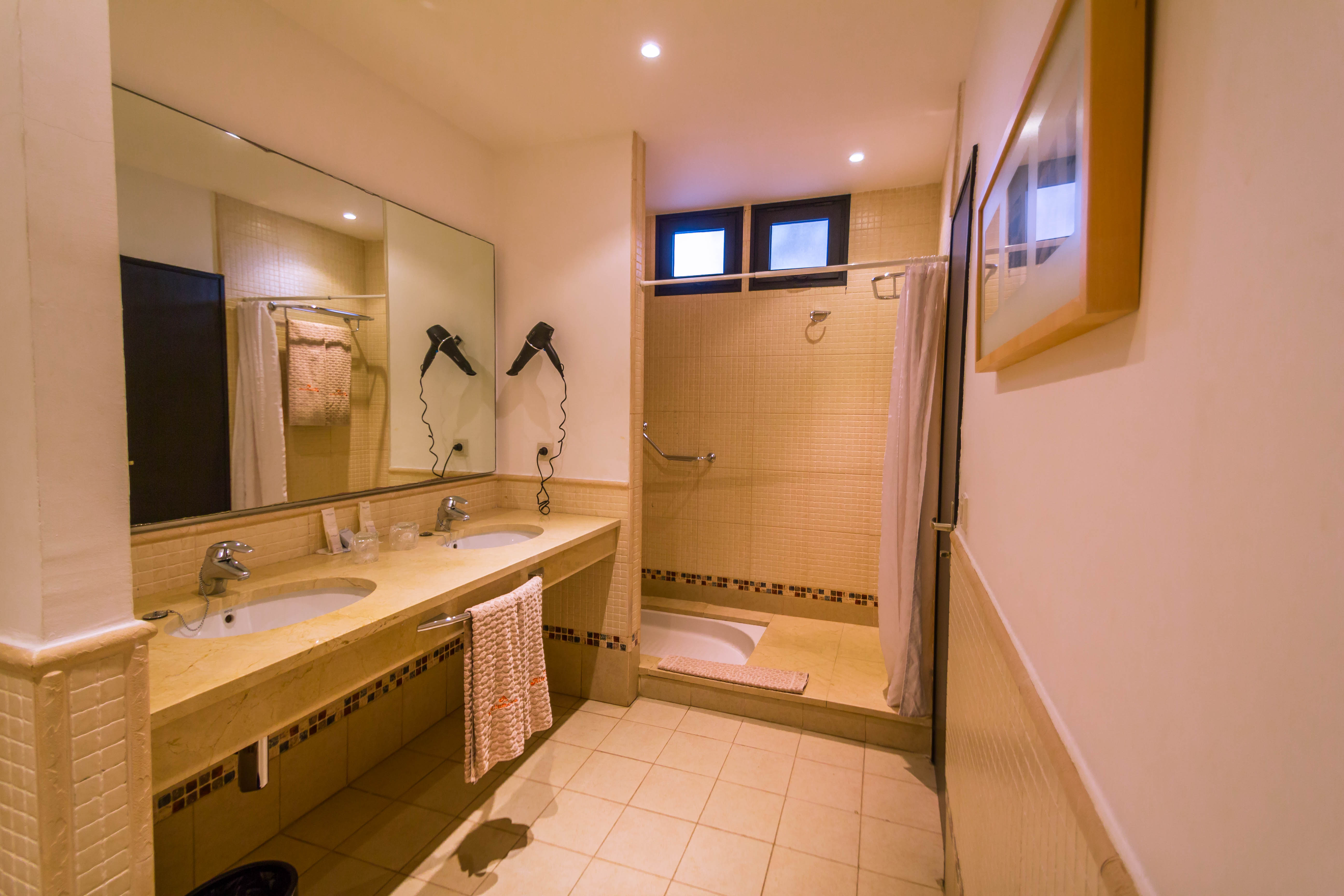 fotos superior magnifique bungalow badezimmer ifa villas altamarena