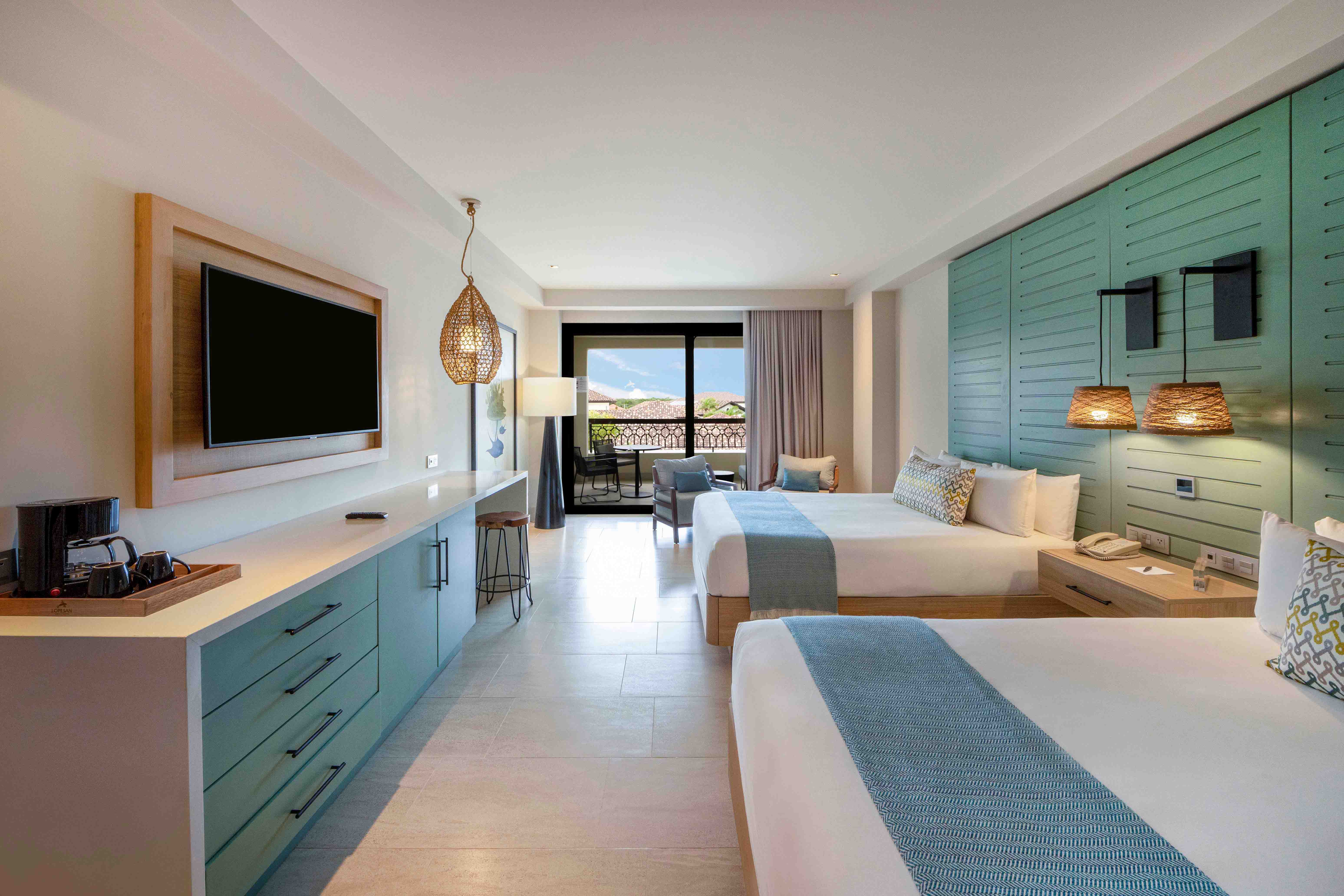 resort queen economy junior suite lopesan costa bavaro resort spa & casino
