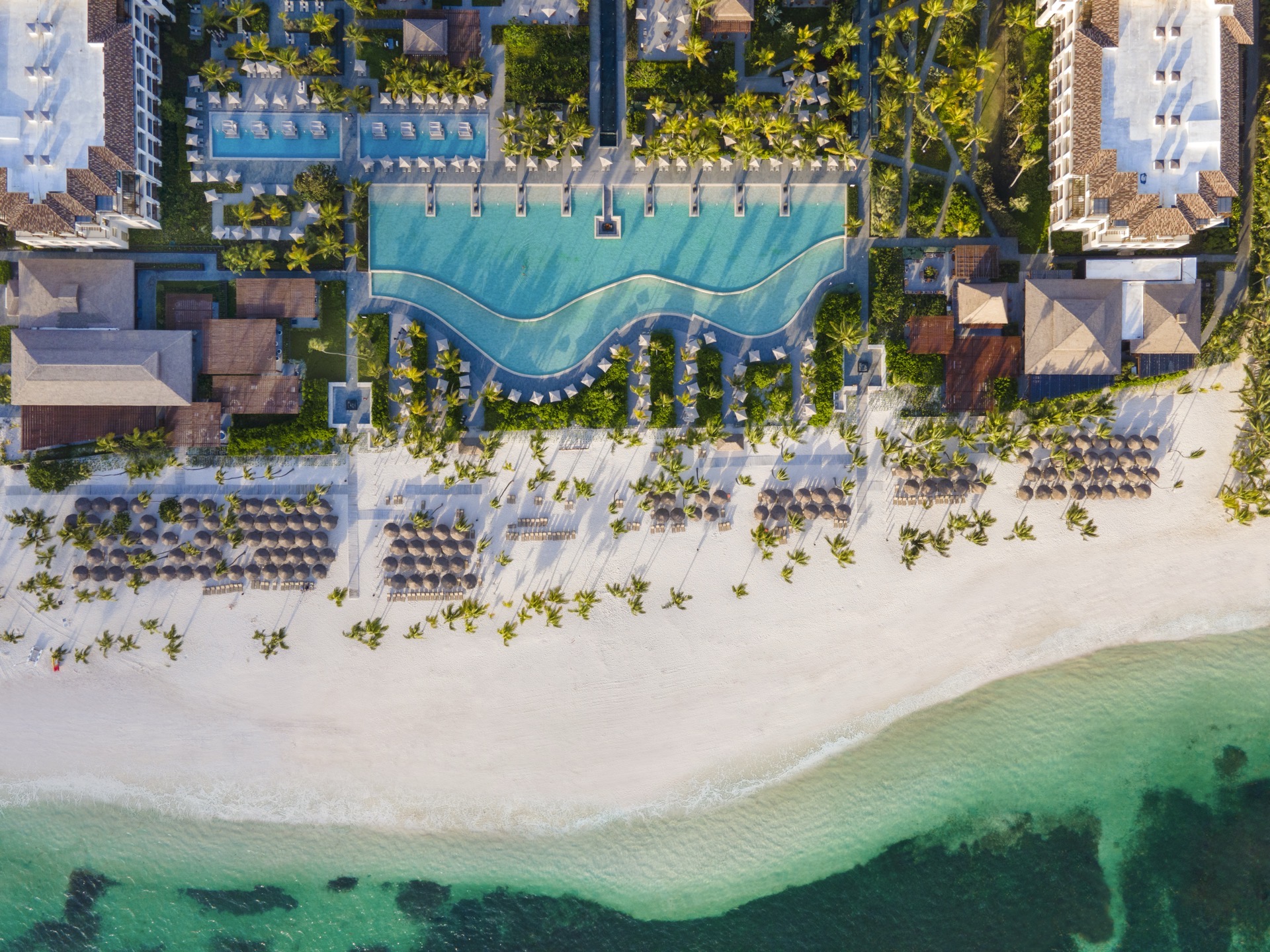beach special benefits lopesan costa bávaro