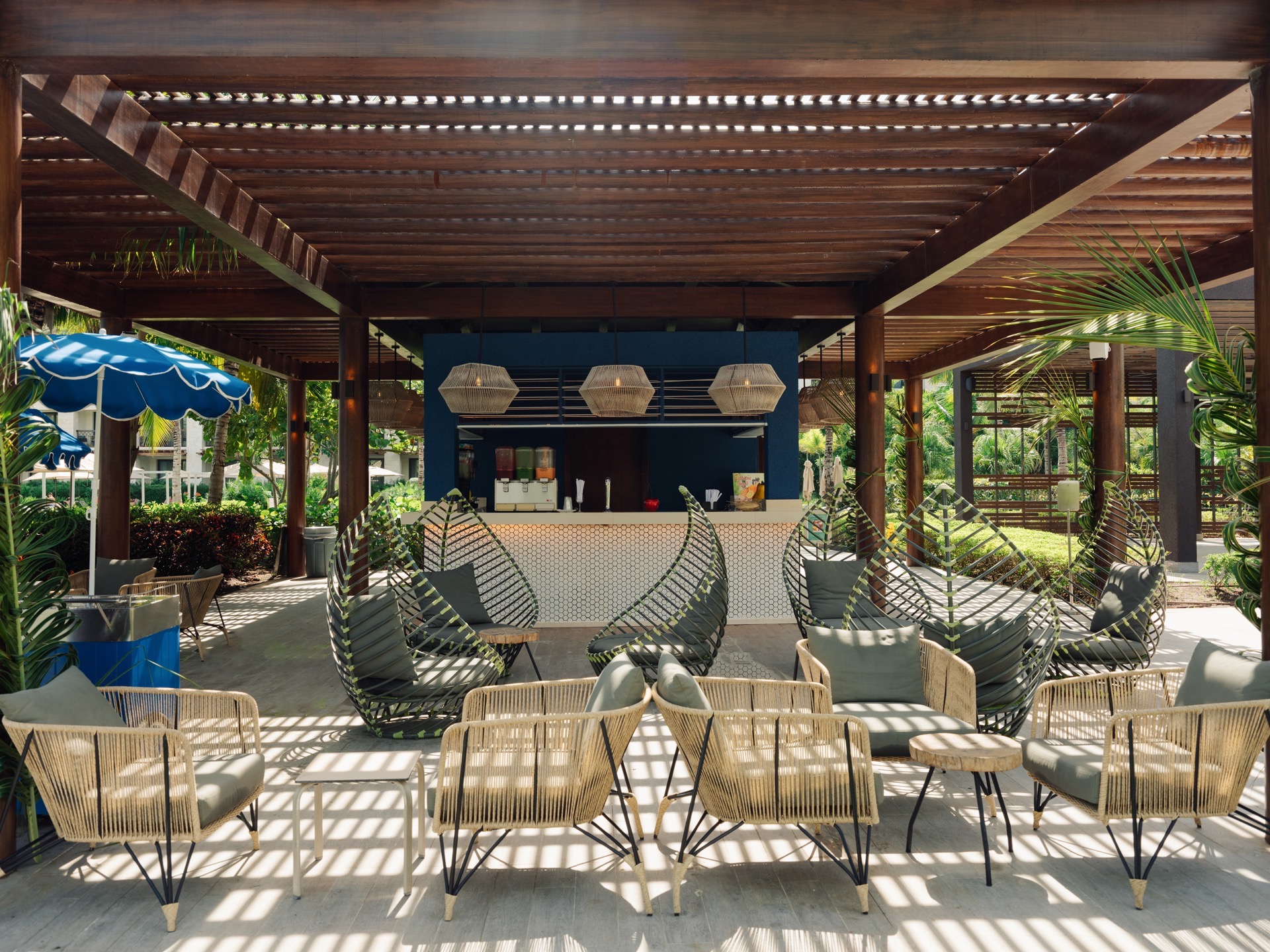 bilder und fotos lopesan costa bavaro poolbar