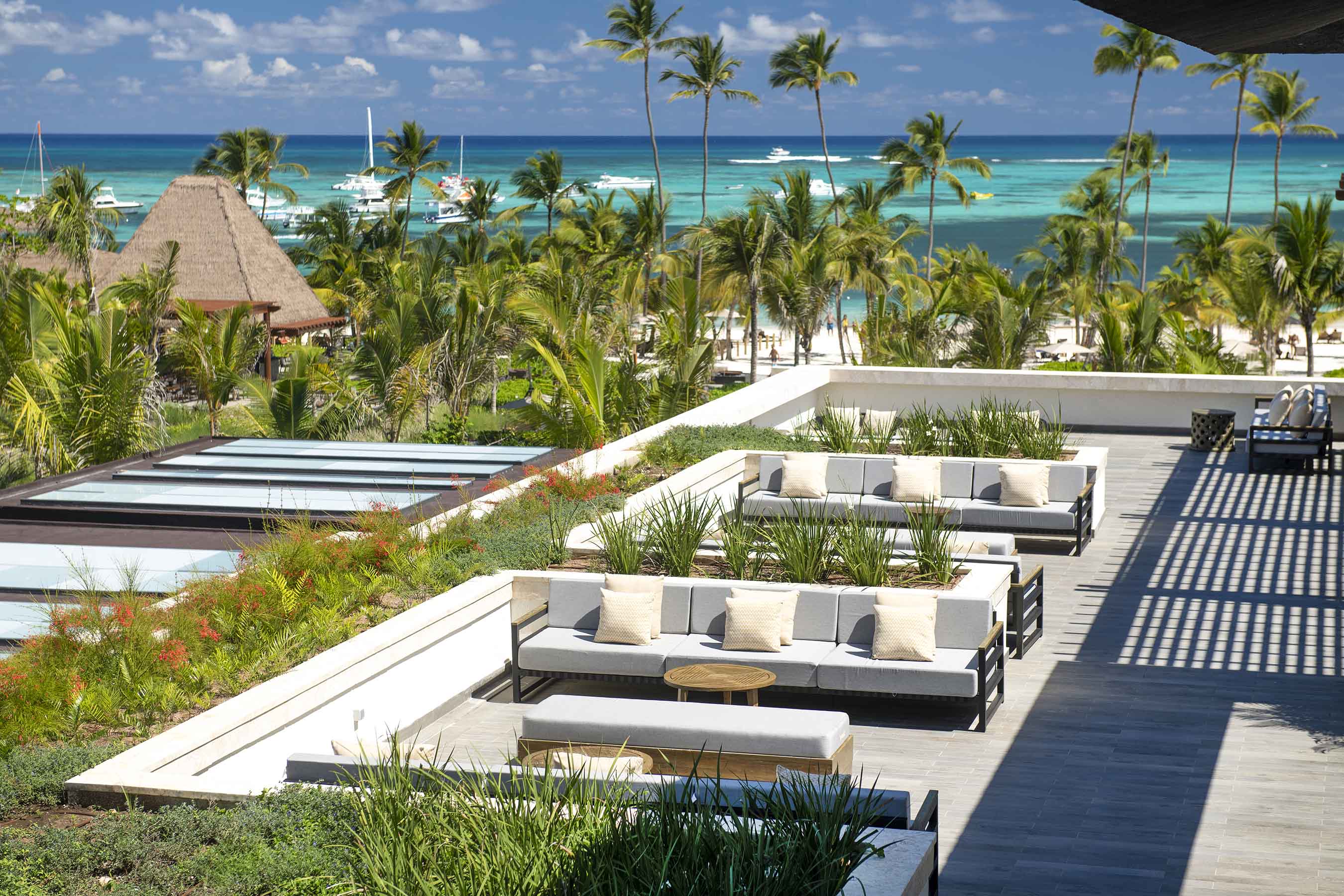 exterior facilities lopesan costa bavaro