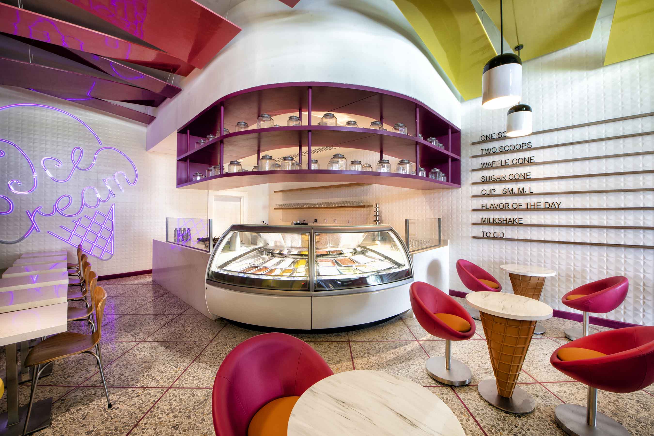 Iceberg ice cream shop Lopesan Costa Bávaro