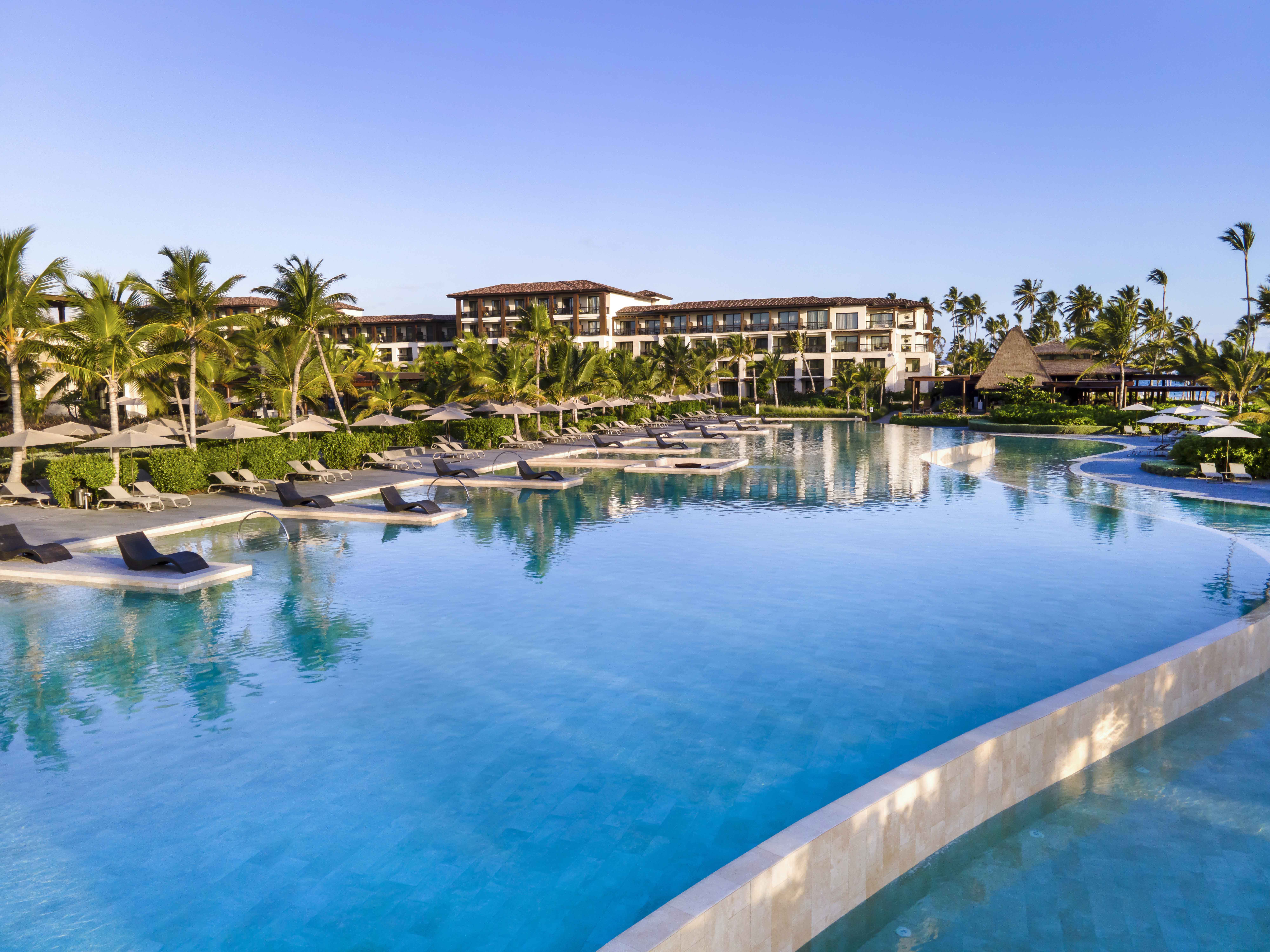 pools lopesan costa bavaro spa & casino