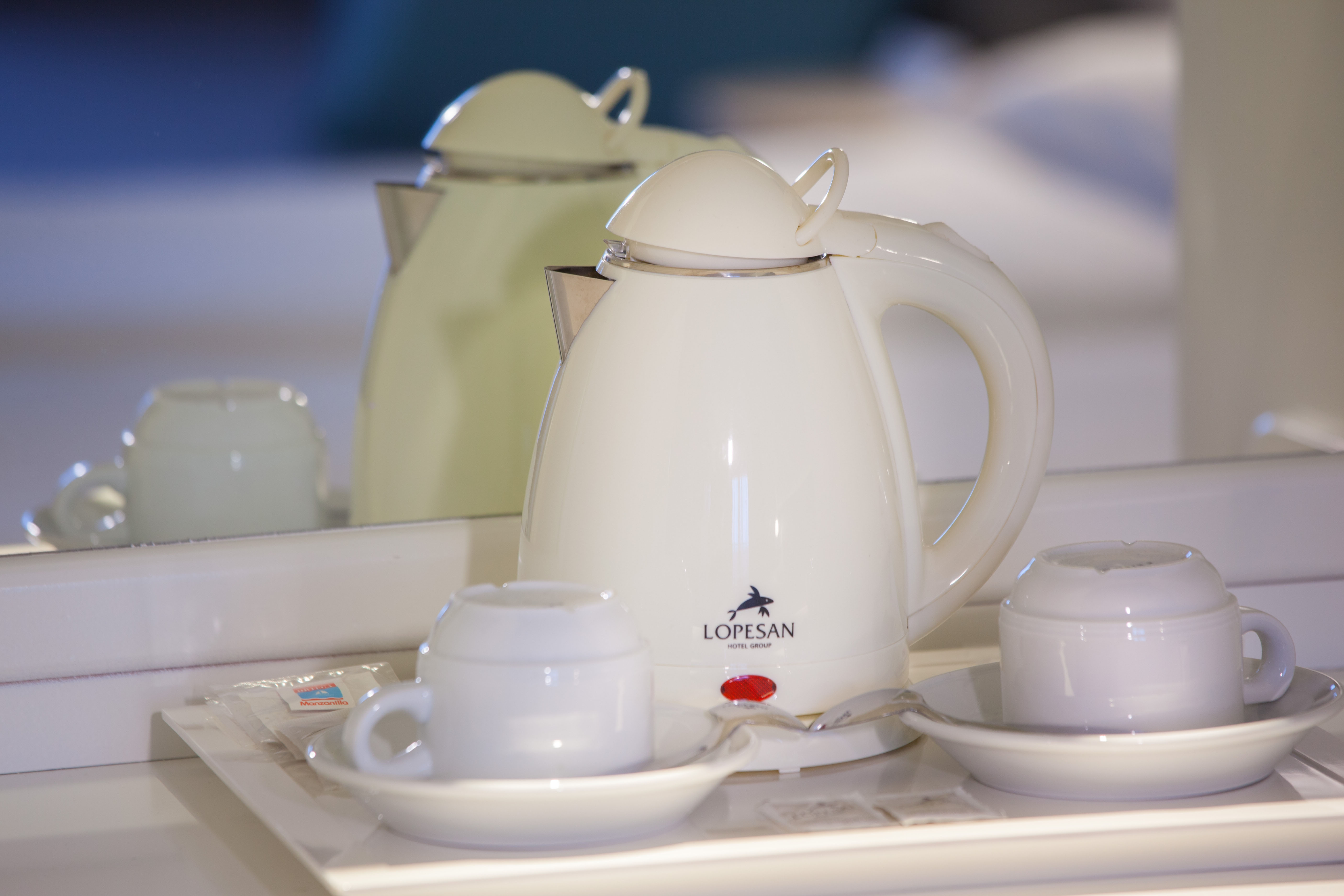 detail doppelzimmer standard hotel abora continental