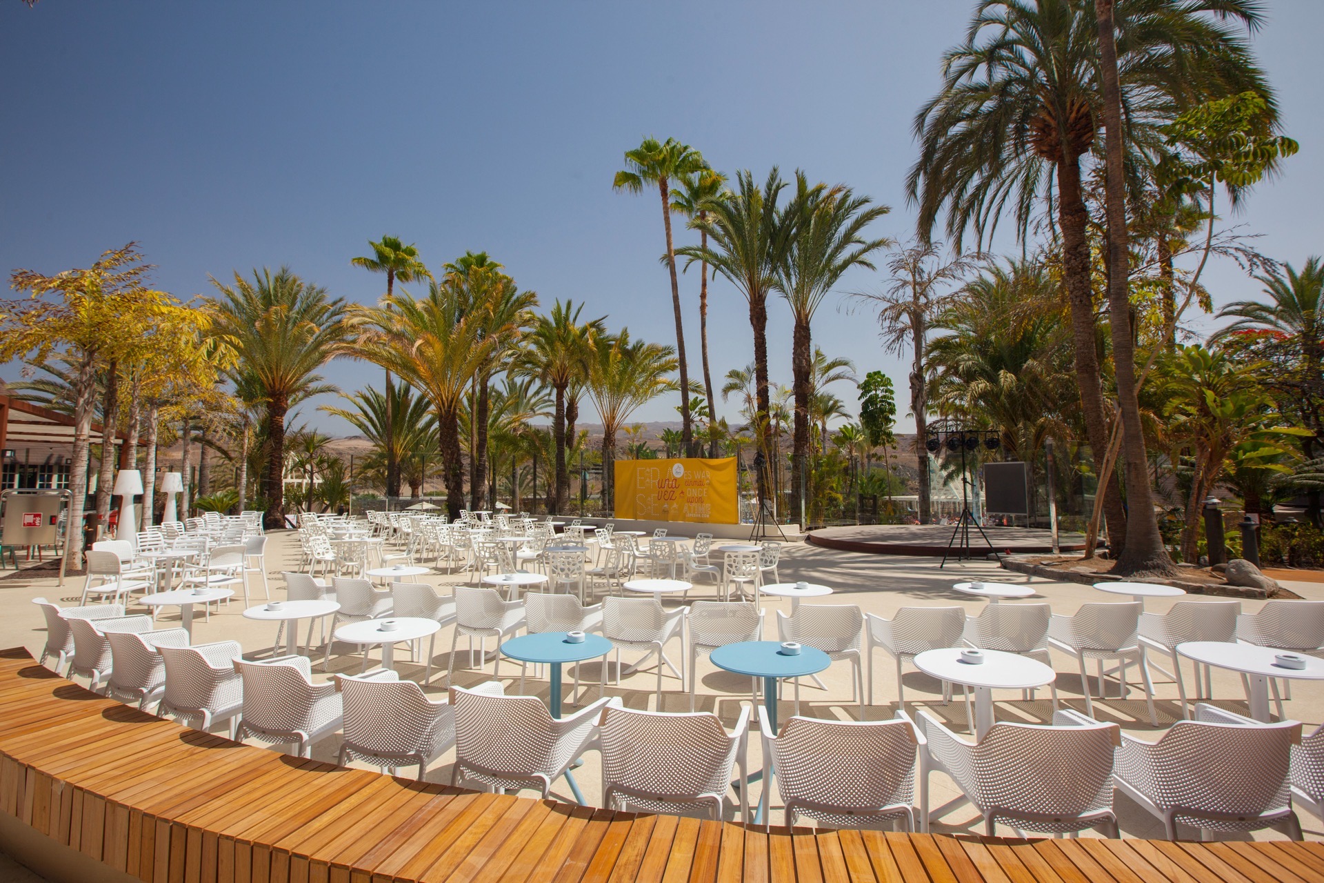 abora continental hotel