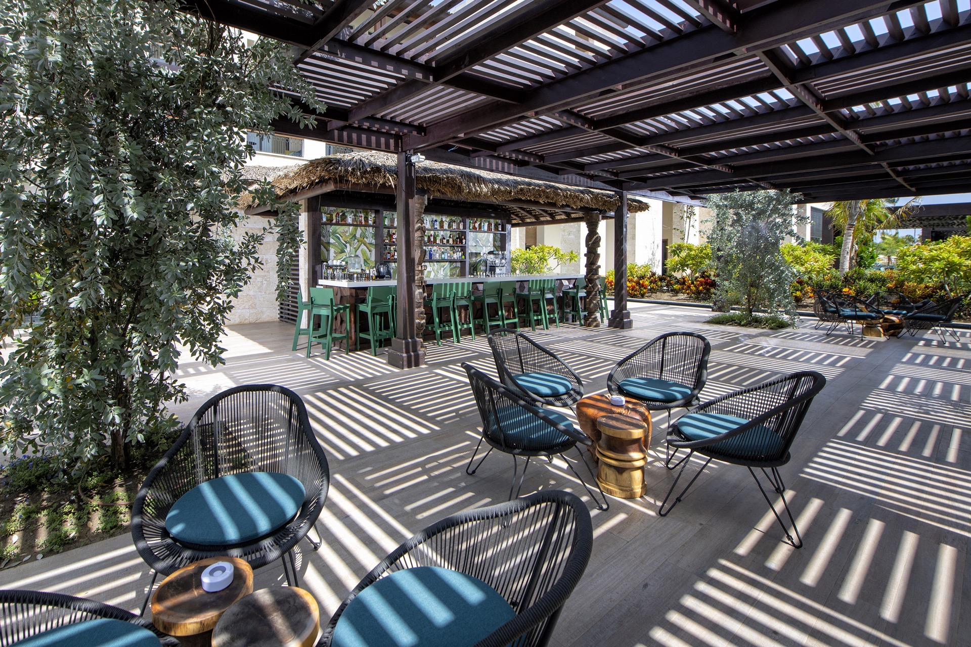 timon poolbar lopesan costa bávaro resort spa & casino