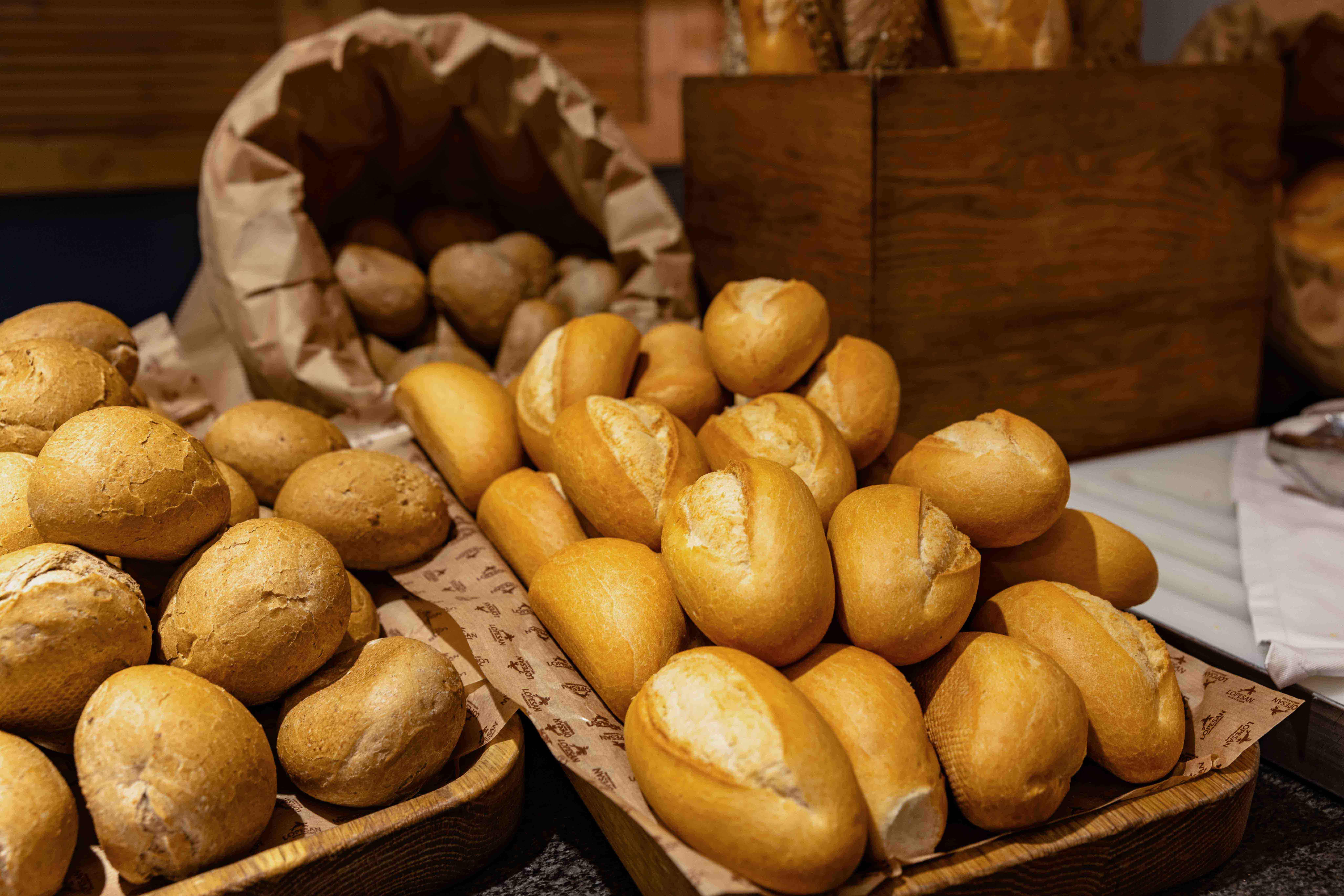 breakfast and accommodation hotel corallium dunamar
