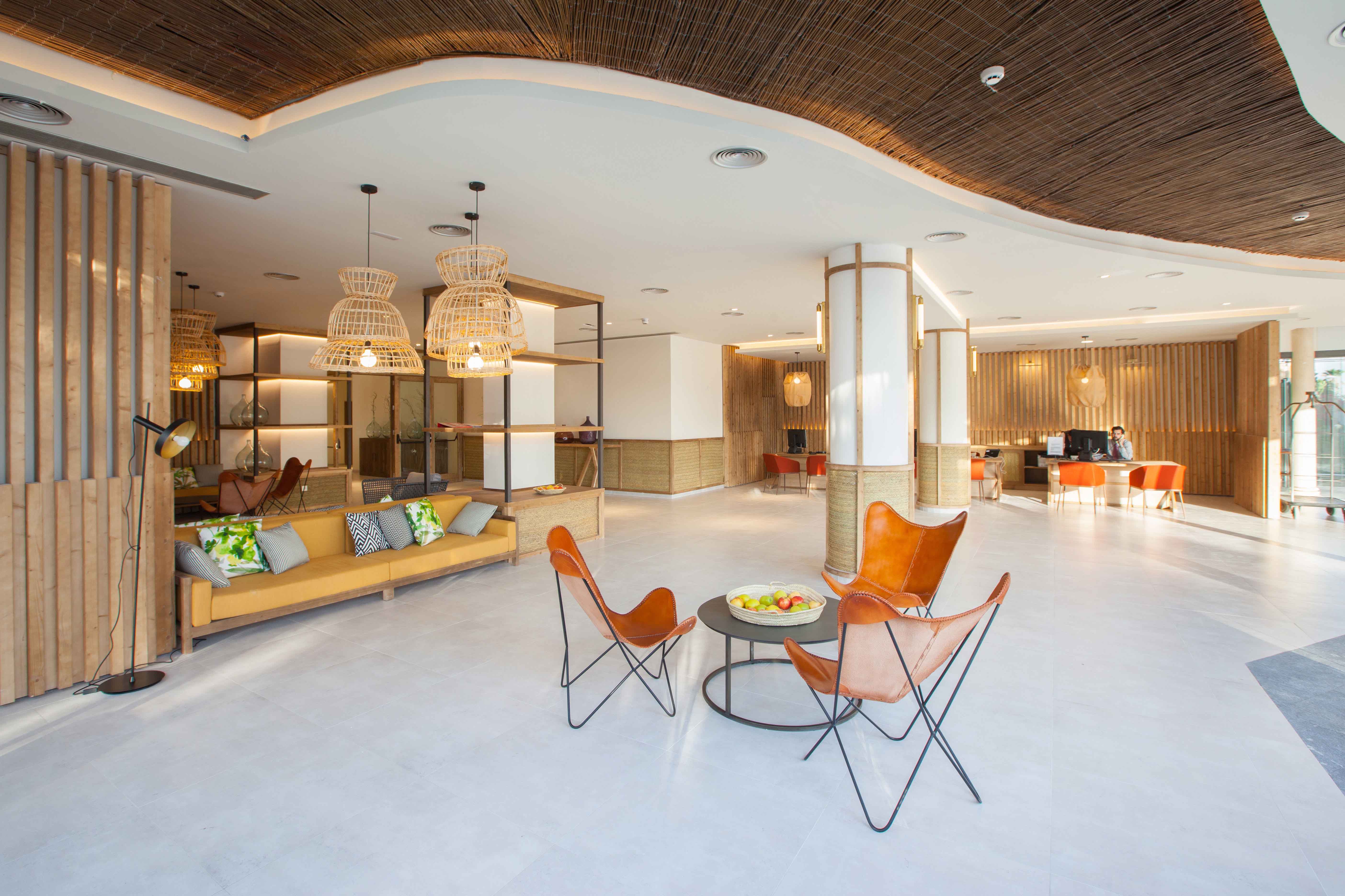 lobby corallium dunamar by lopesan hotels